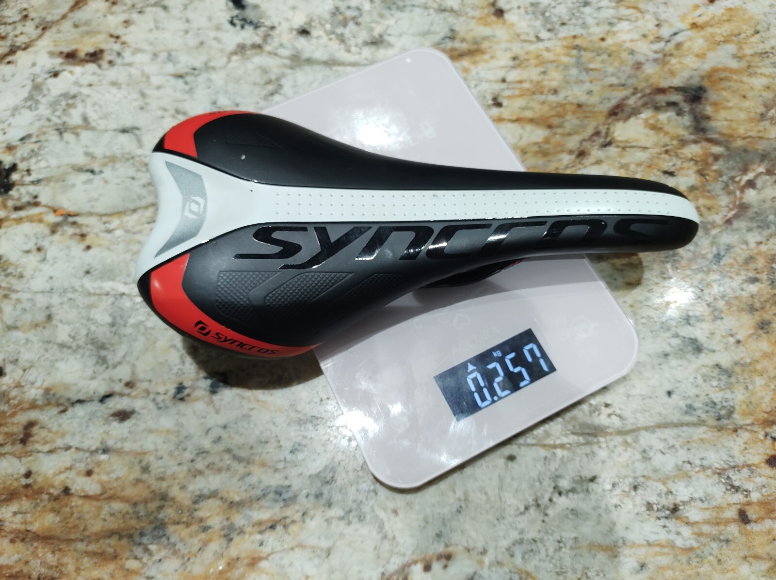Syncros red/white saddle. 257 grams