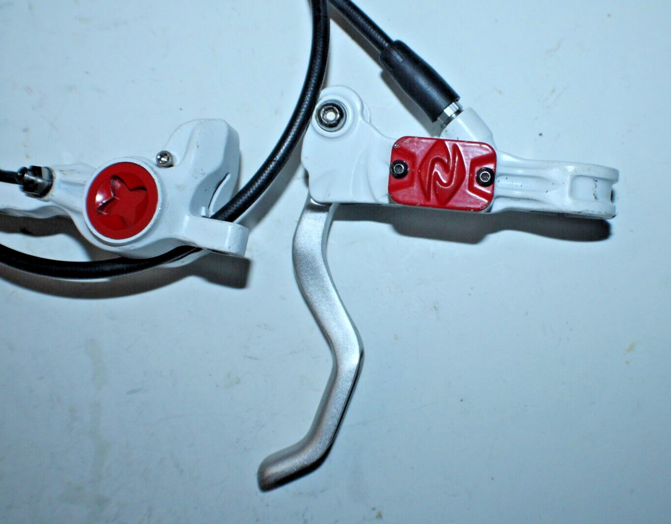 Zoom Hydraulic Disc Brake Caliper Front White 74mm Post Mount MTB USA Shipper :)