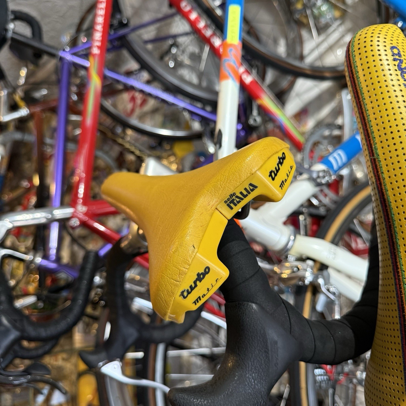 VINTAGE 1980’s / 90’s SELLE ITALIA TURBOMATIC SADDLE RARE TITANIUM RAILS YELLOW