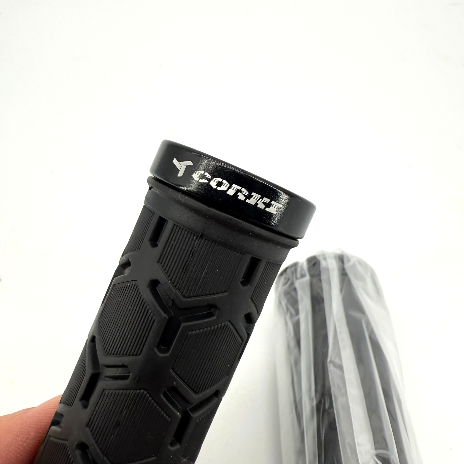 Mountain Bike Grips Lock On Anti-Slip Shock Absorbing Bike Handlebar Grips