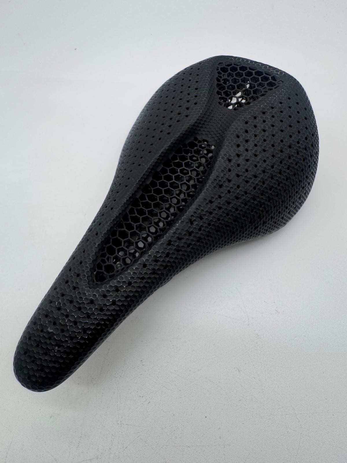 Specialized Body Geometry Power Pro Mirror 143mm Saddle (Black)