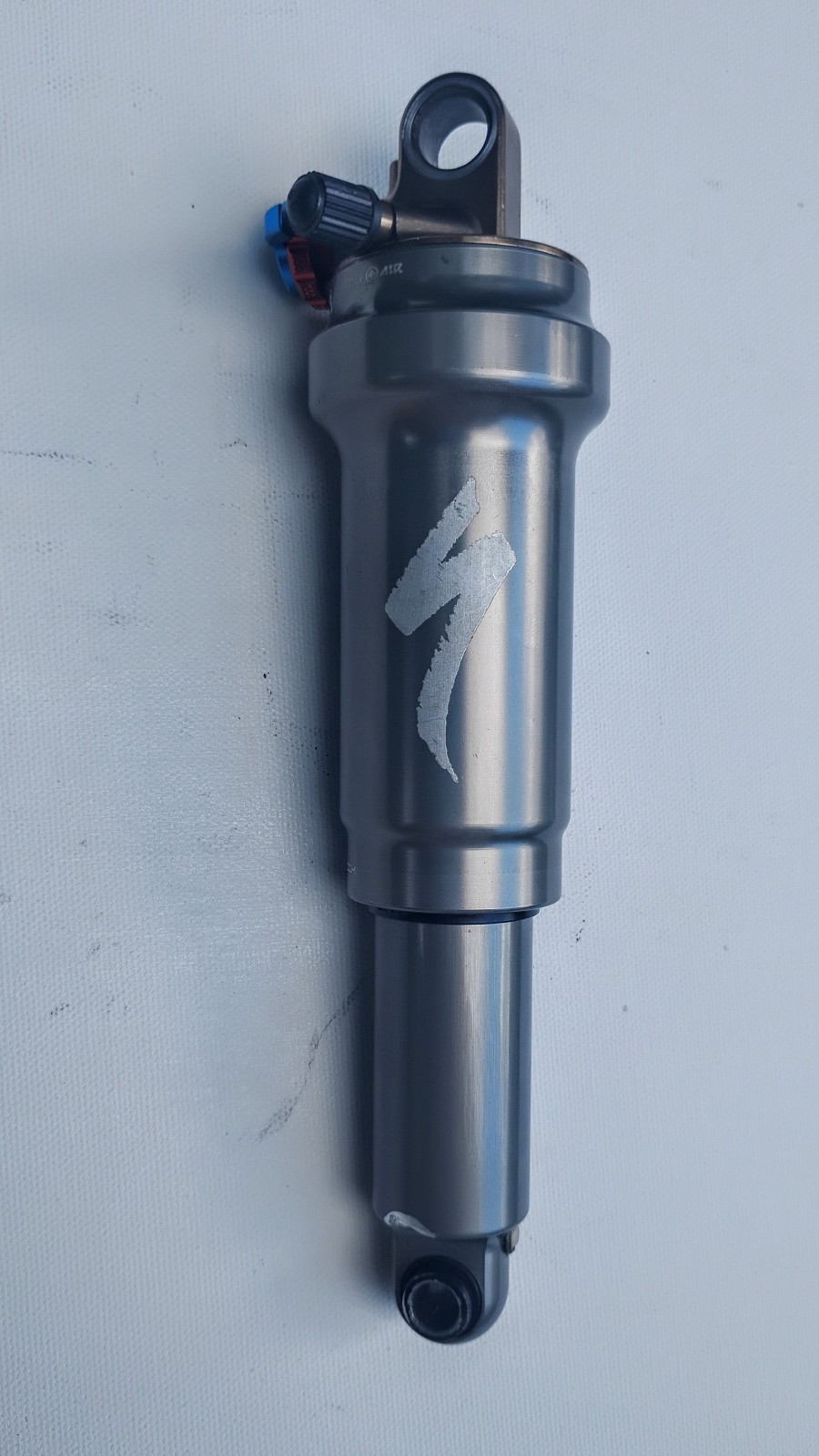 Specialized Mountain Bike Rear Air Shock 7.75″in. 200mm. Eye to Eye.