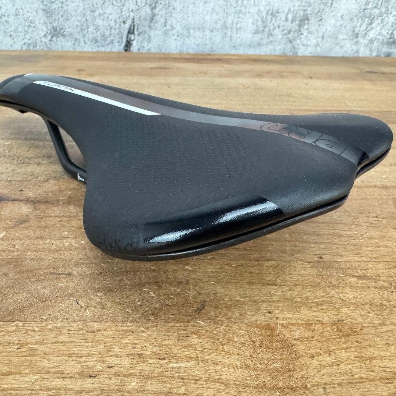 Low Mile! Shimano Pro Turnix 7x9mm Carbon Rails 152mm Bike Saddle 203g