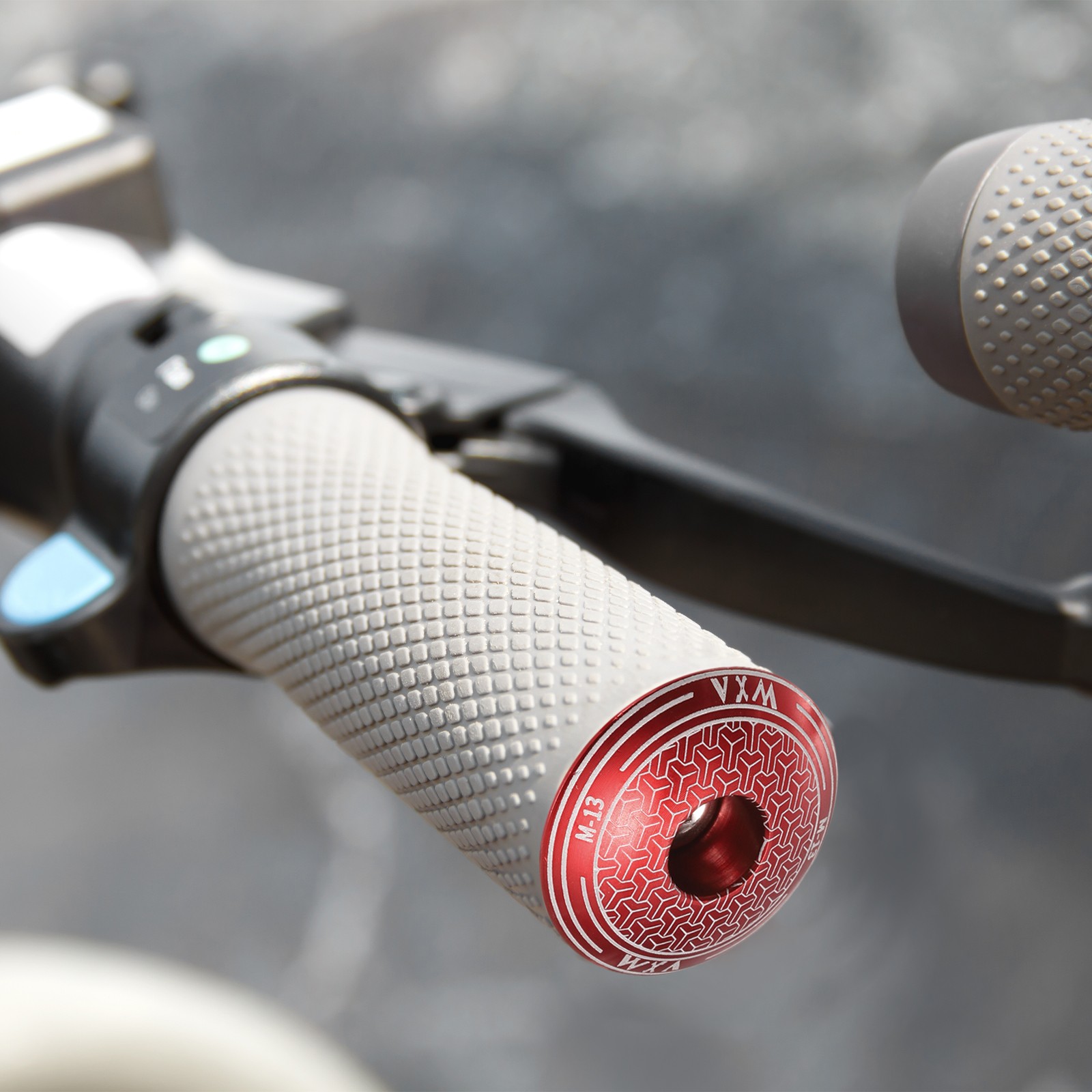 Bar End Plugs Aluminum Handlebar End Caps 0.6oz Bike Handlebar Plugs Colorful