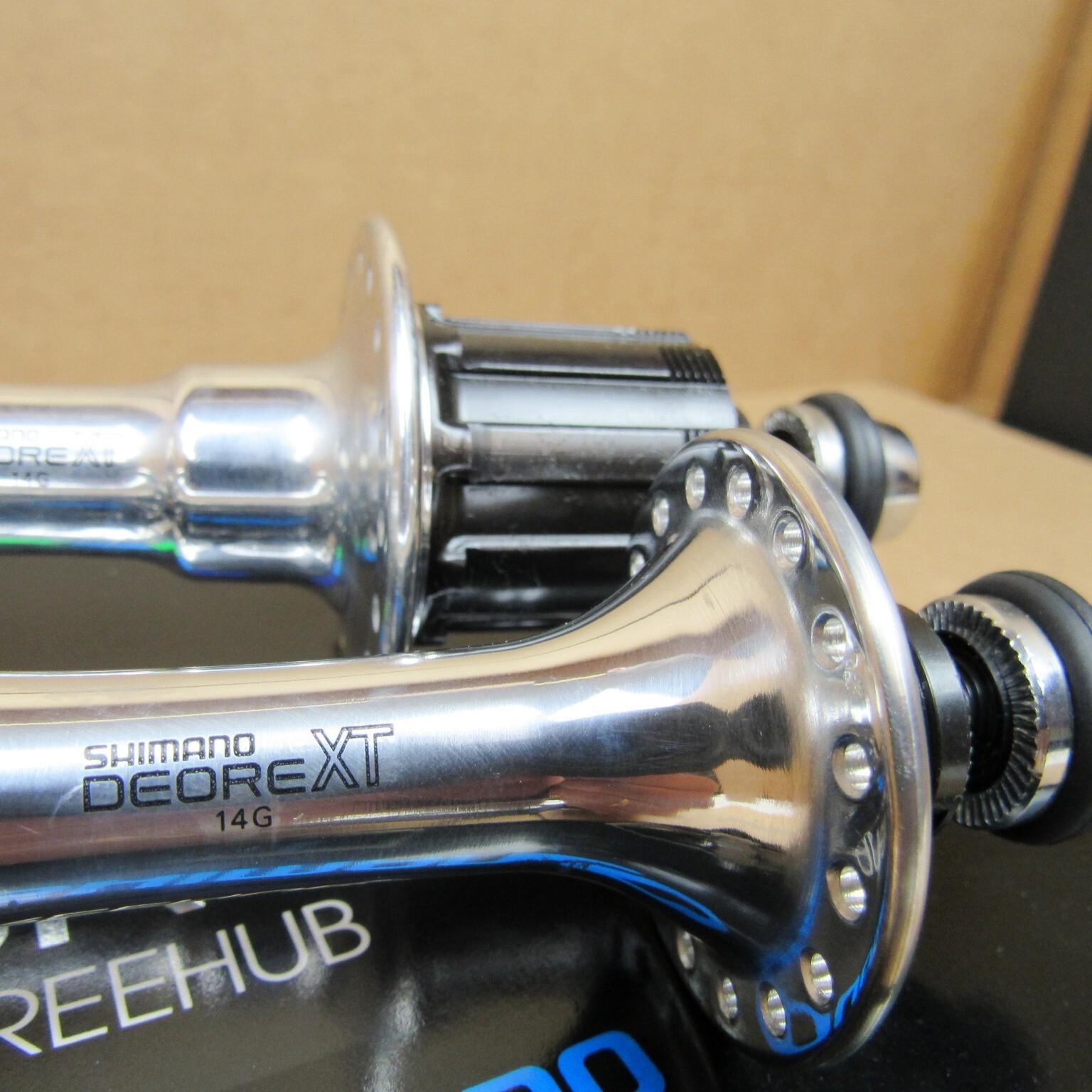 New-Old-Stock Shimano Deore XT UniGlide Hubset (32 Hole with 100/130 mm Spacing)