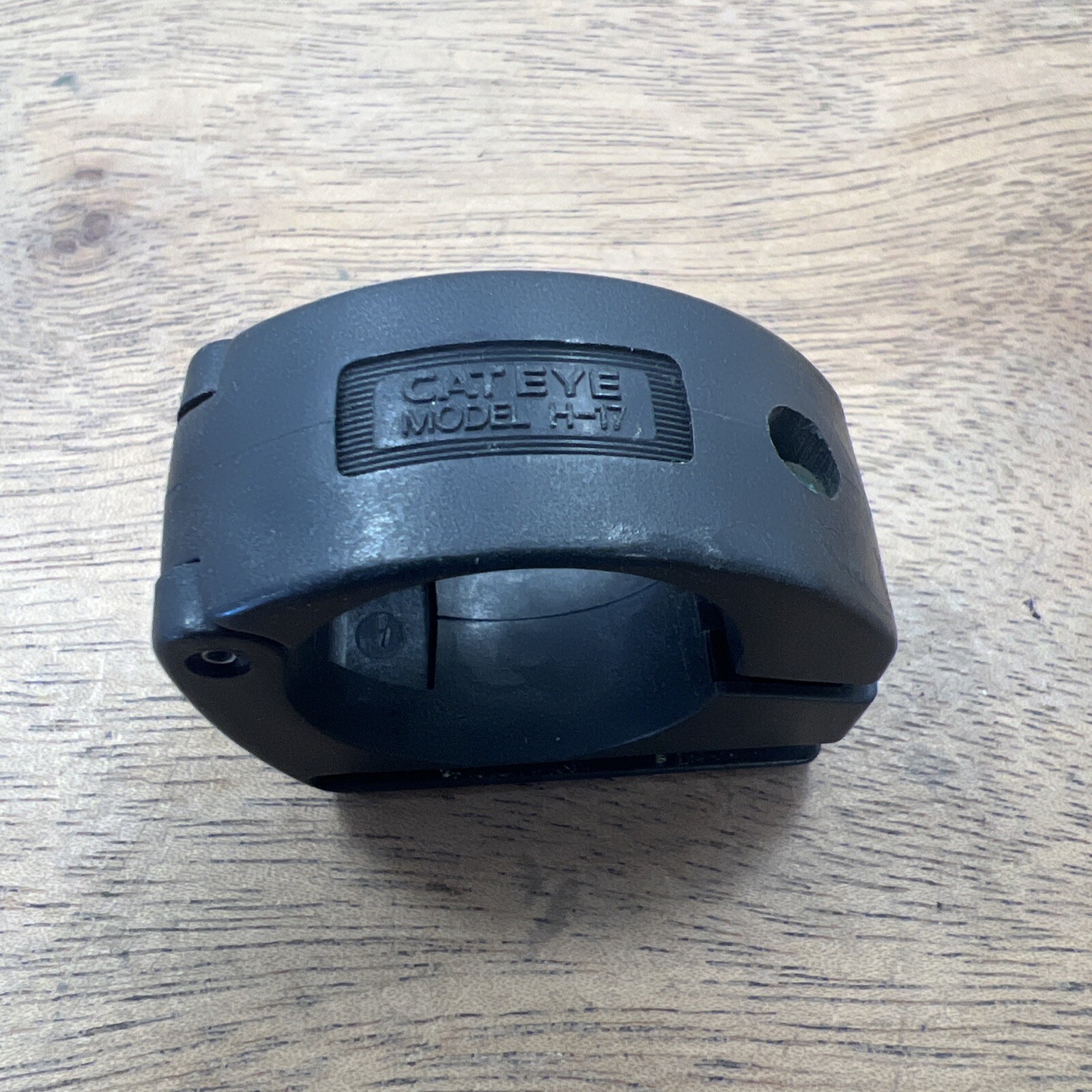 Cateye Model H-17 Mount for Bike Light