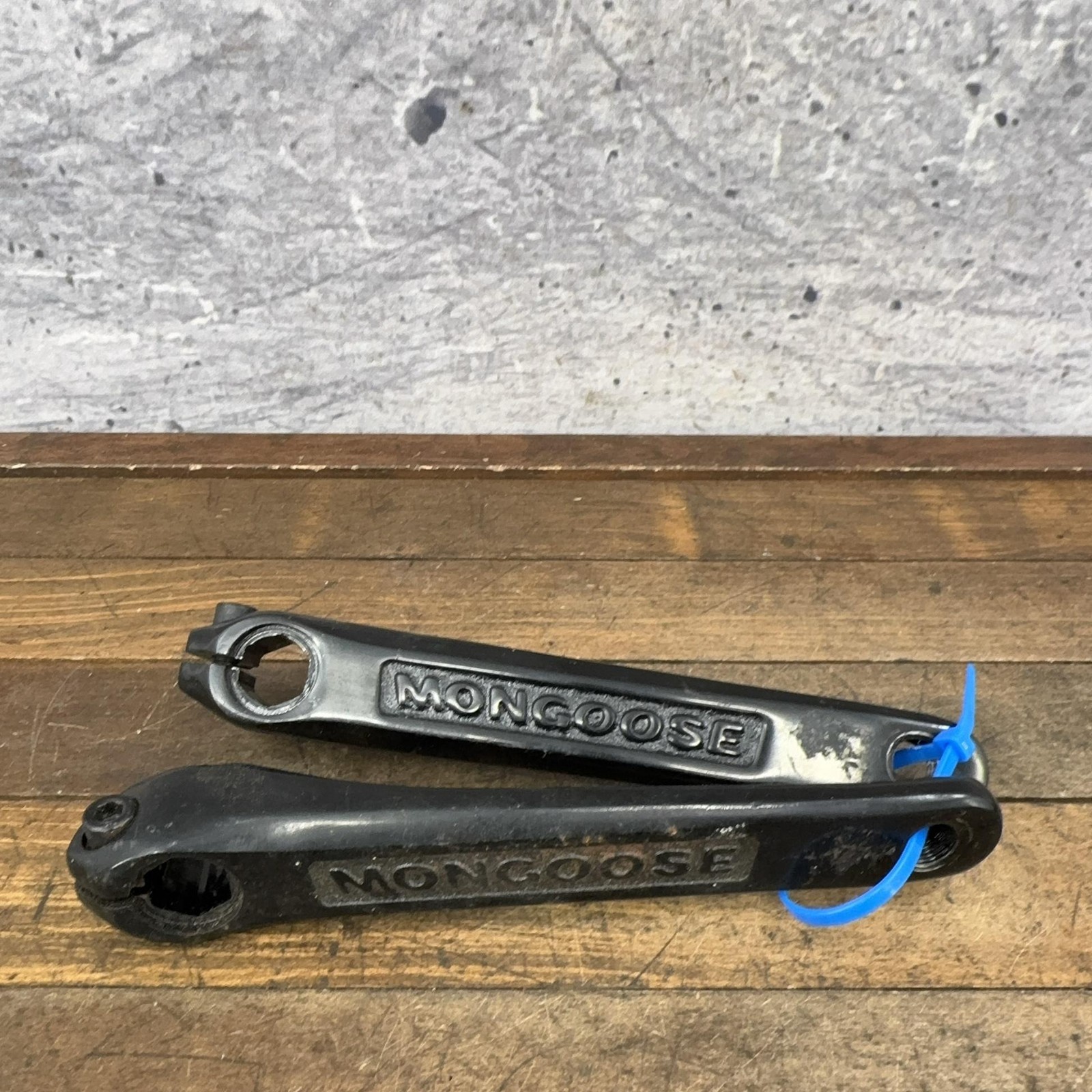 Mongoose BMX Crank Arms 3pc Hex Spindle 6 Side Flat 175 Mm Pair Arms 90s 00s BMX