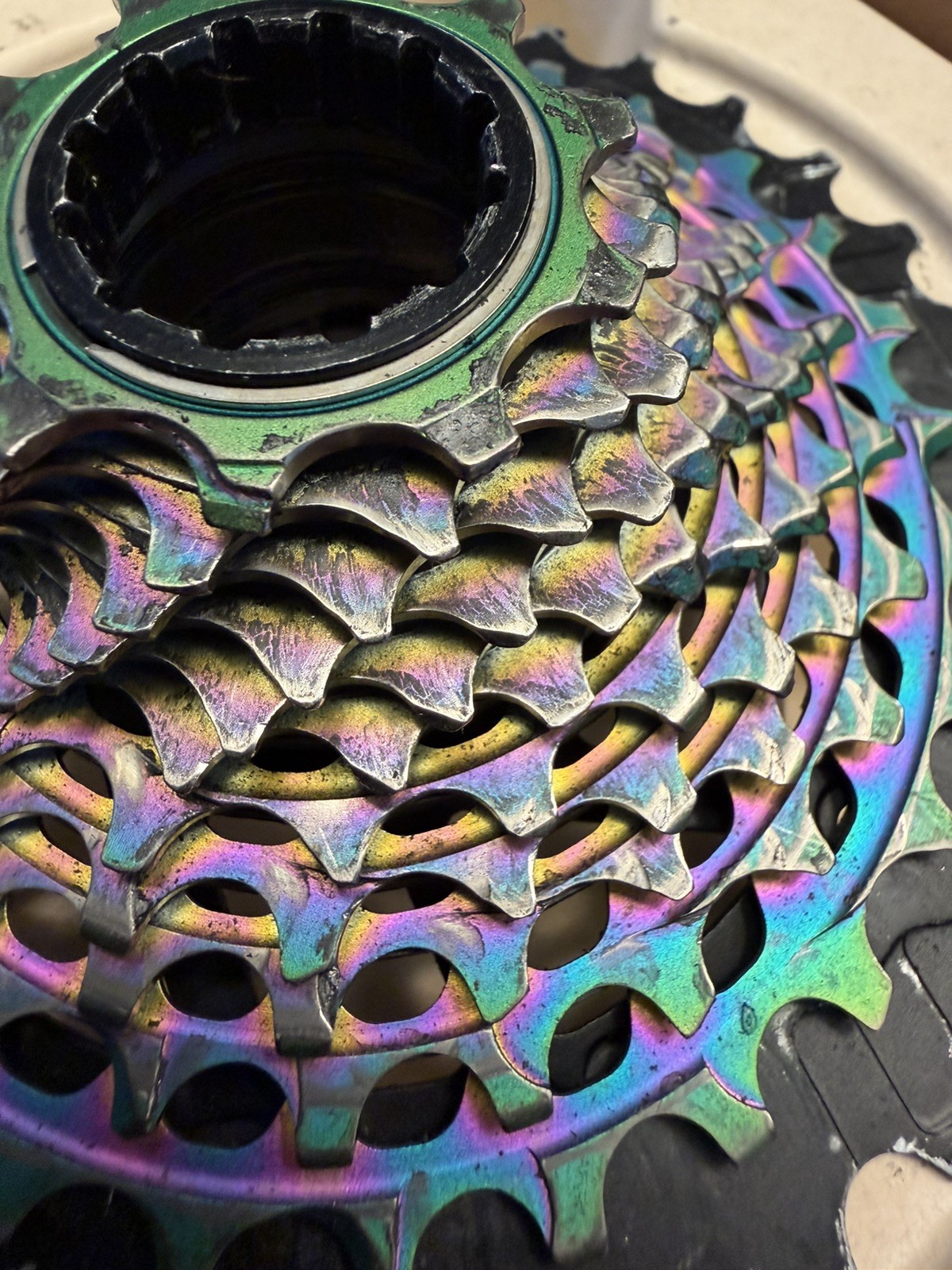 SRAM Red AXS XG-1290 10-33t D1 Rainbow 12-Speed Cassette