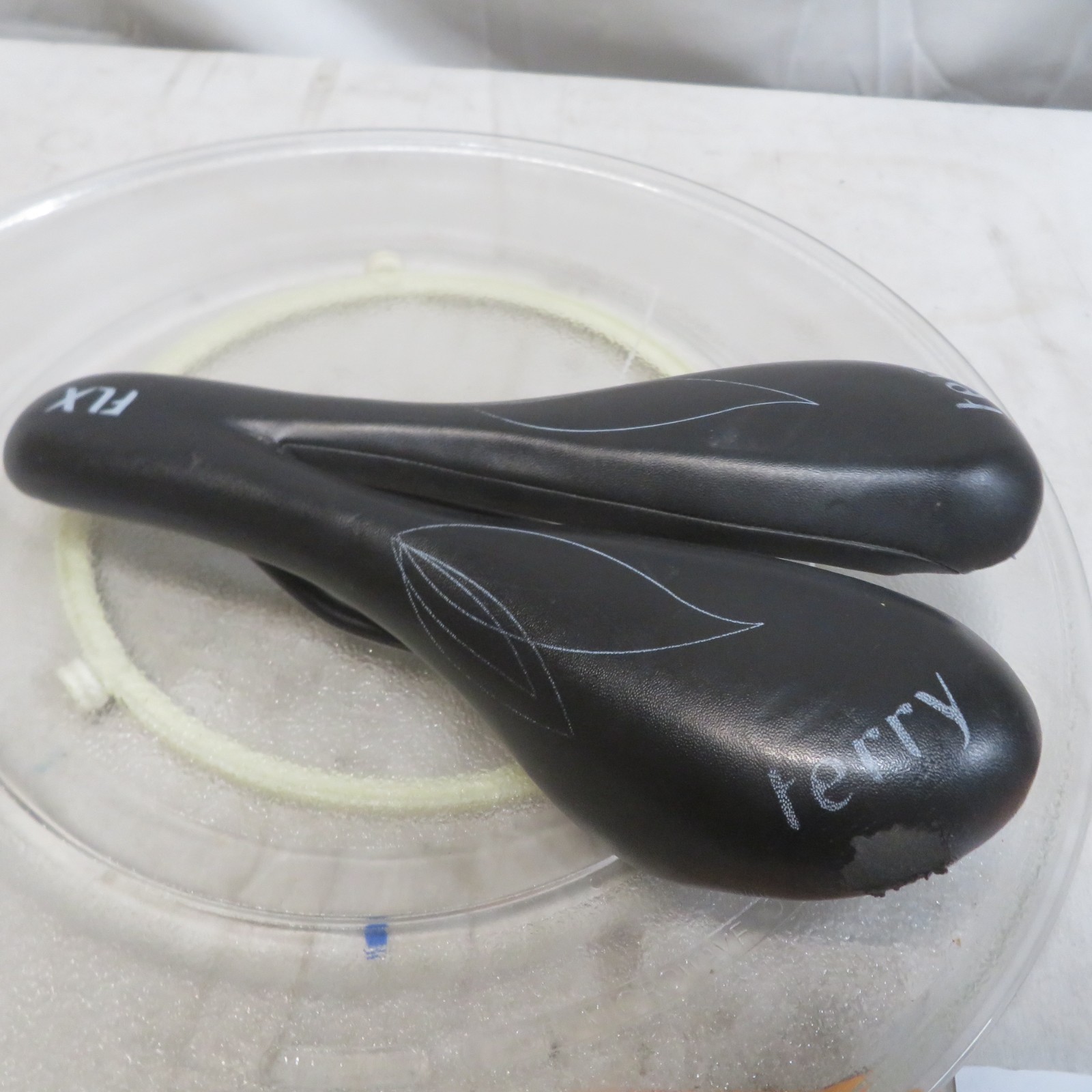 Terry FLX Women’s Split Engineering Manganese Rails Racing Bicycle Seat Saddle