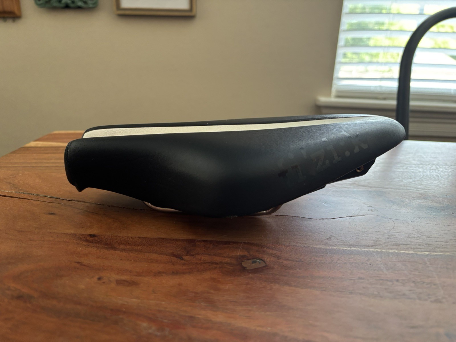 Fizik Tritone Saddle K:ium Rails Short Nose
