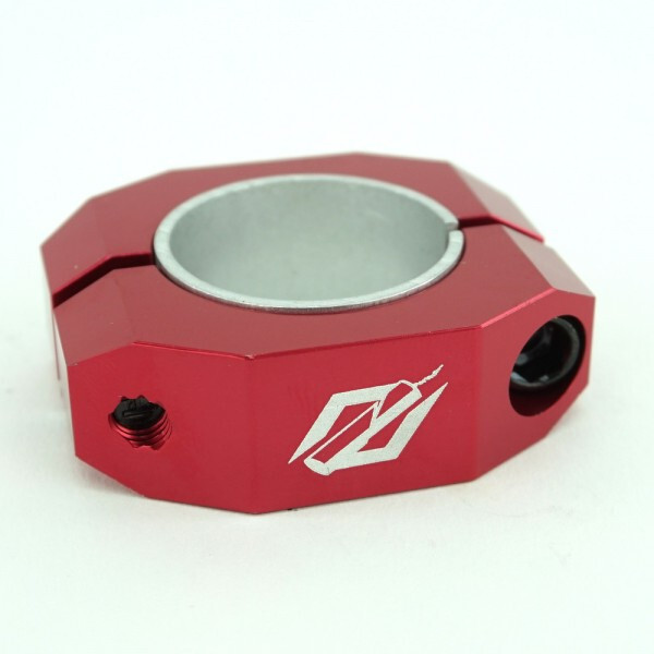 TNT seatpost clamp,OLDSCHOOL SE BMX DOUBLE BOLT 1-1/8 & 1-1/4 GT CLAMP RED NEW