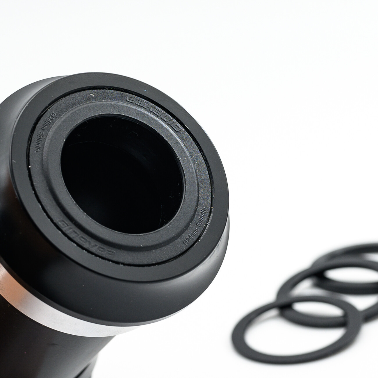 GINEYEA PressFit 30 PF30 To SHIMANO 24mm (ø24) Bottom Bracket Aluminum alloy