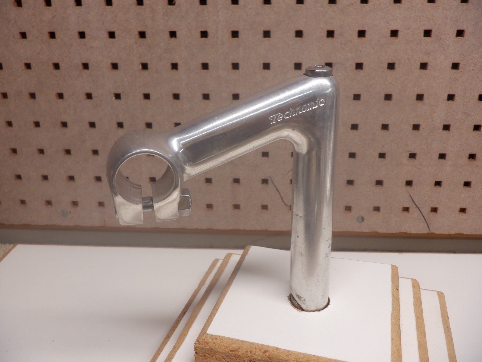 Vintage Nitto «Technomic» Stem – 9 cm -22.2 -25.4 clamp -Silver -NOS «Take off»