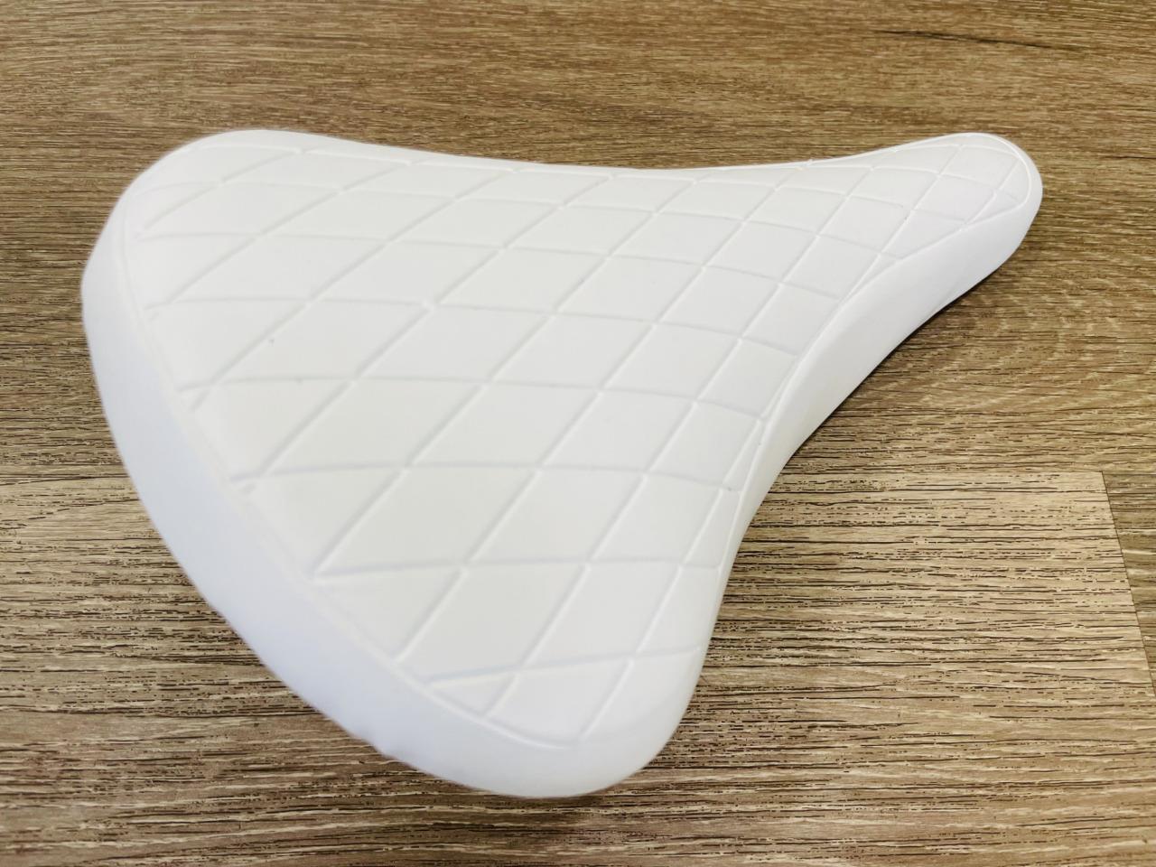 New «Old School Bmx» Diamond Pattern Vinyl Saddle WHITE Seat for GT DYNO