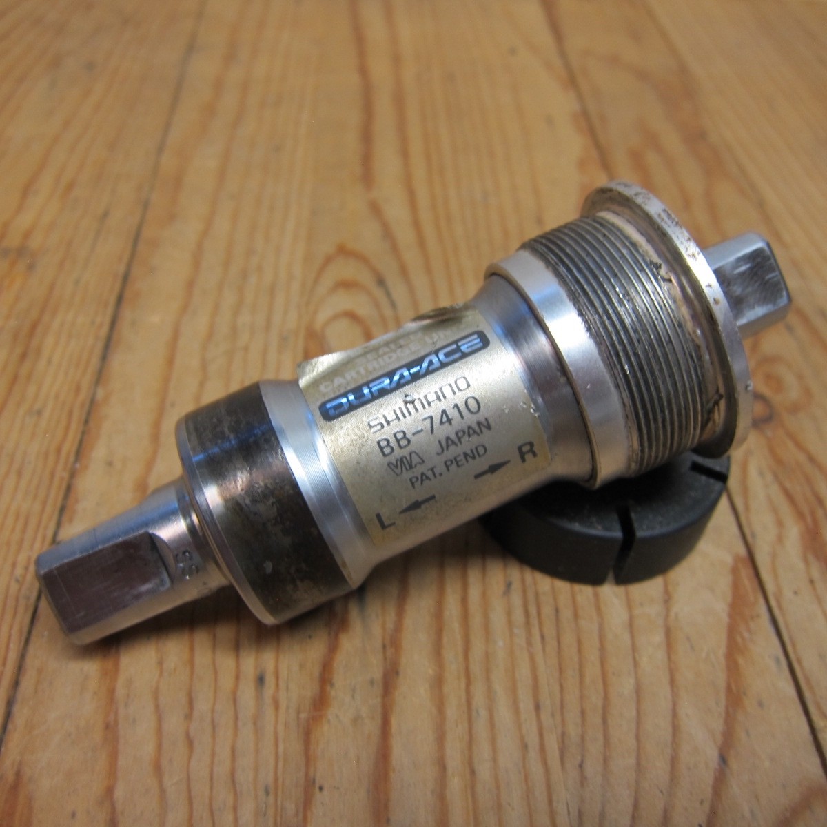 Shimano Dura-Ace BB-7410 73mmx103mm Bottom Bracket JIS Square Taper BSA