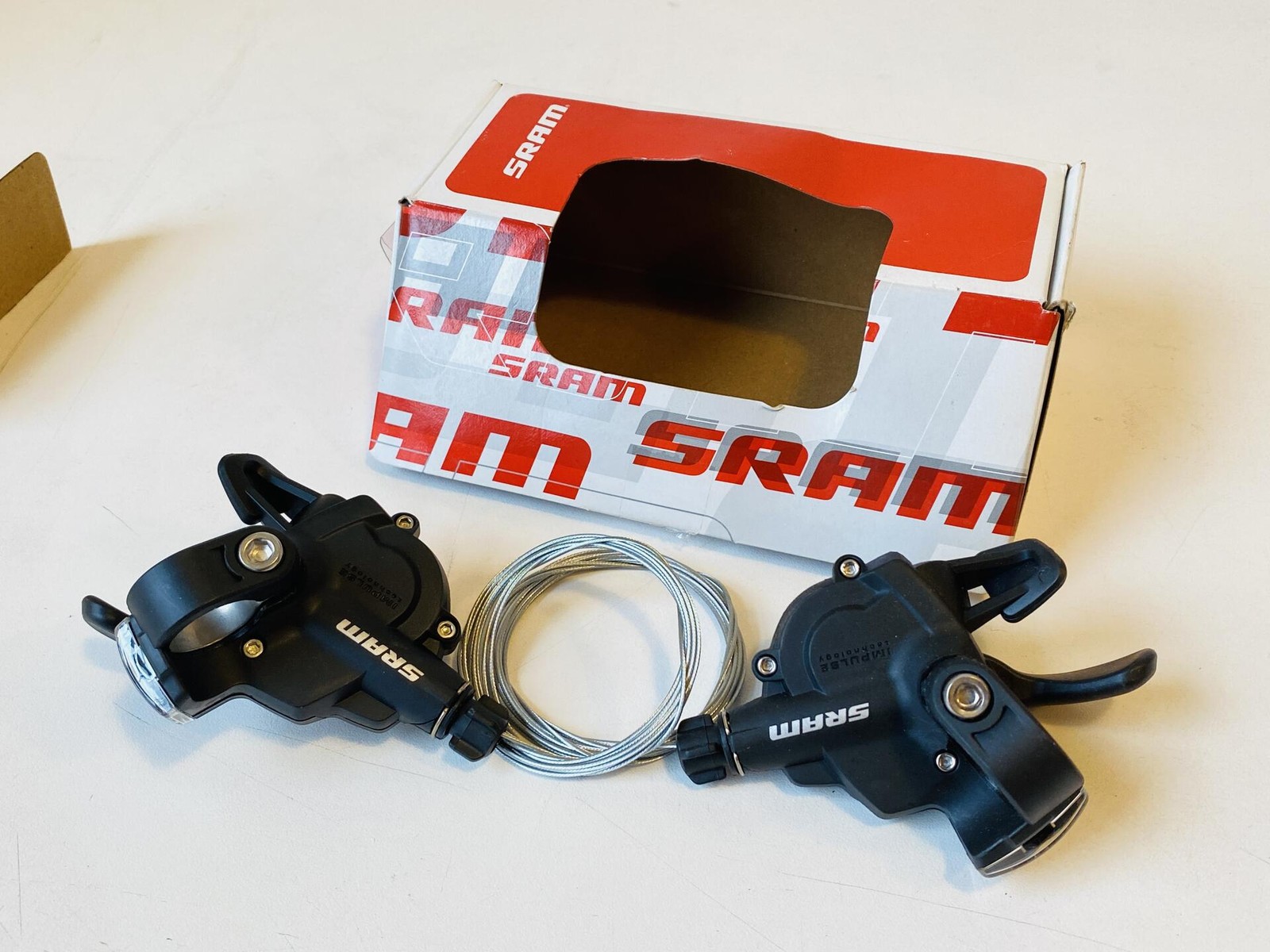 SRAM X4 3×8 Speed Trigger Shifter Set Right & Left