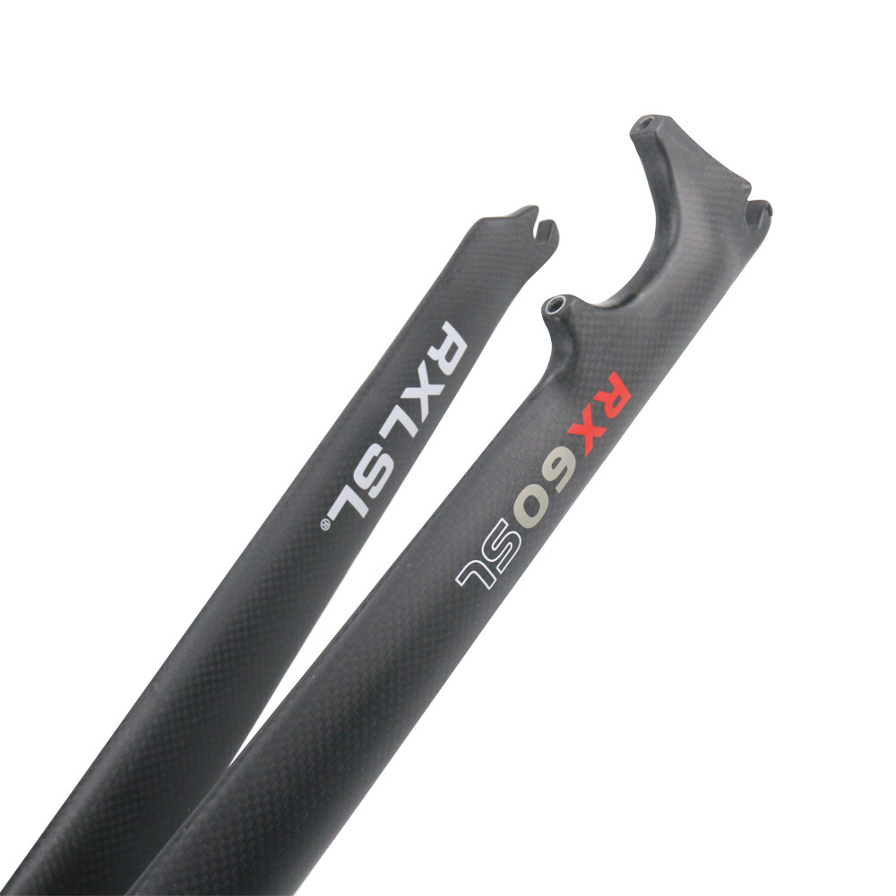 1-1/8“ Disc Brake Road Bike Fork 3K/UD Matte 700C Carbon Fiber Bicycle Forks