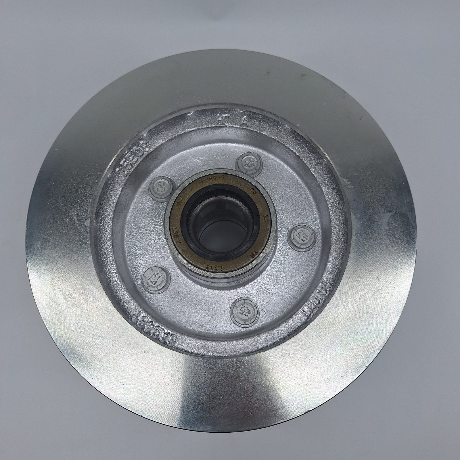 Sturdy Built Knott Boat Trailer Disc Brake 10in 5 Lug Integral Replacement Hub