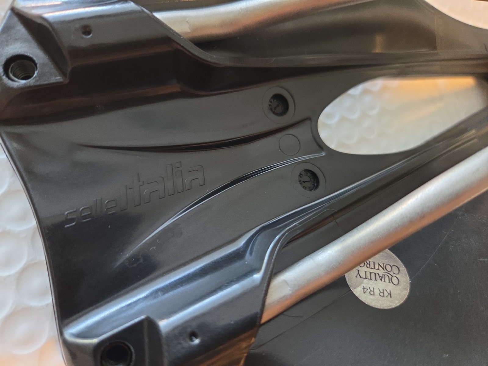 Selle Italia Novus Evo Boost Ti316 Superflow L3 145mm Saddle