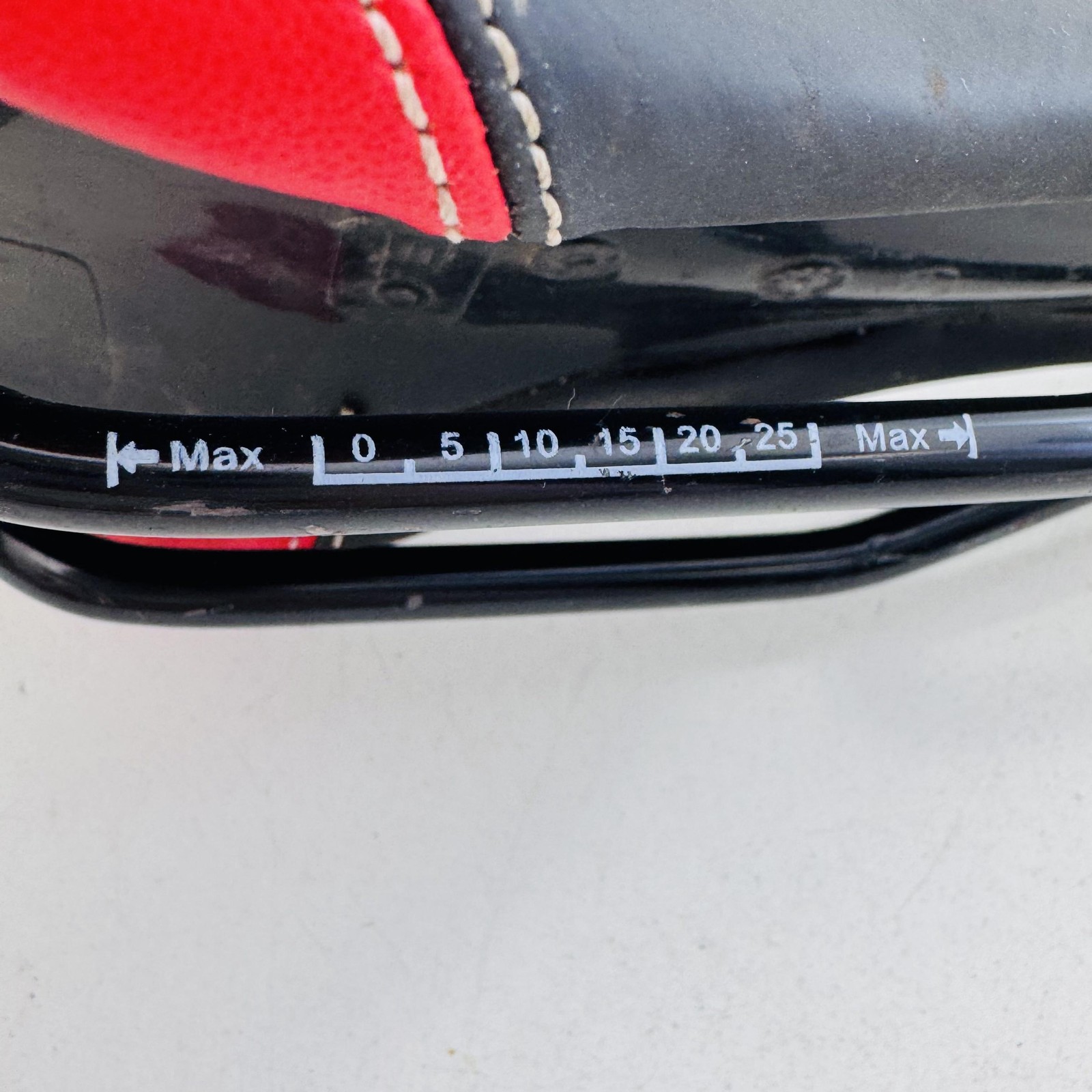 Marin Bicycle Saddle Seat Velo Black Red Racing Road MTB Hybrid Bike A66