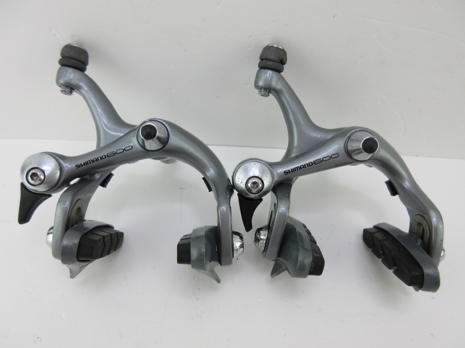 Shimano 600 Ultegra Tricolor BR-6400 Caliper Brake Set Short Reach Road Bike