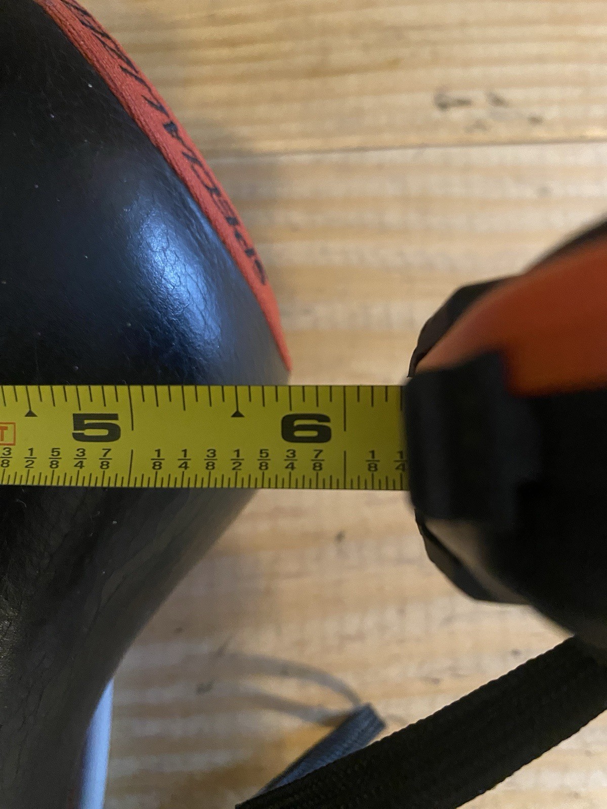 Vintage Specialized Body Geometry Comp Manganese Saddle – Excellent Condition