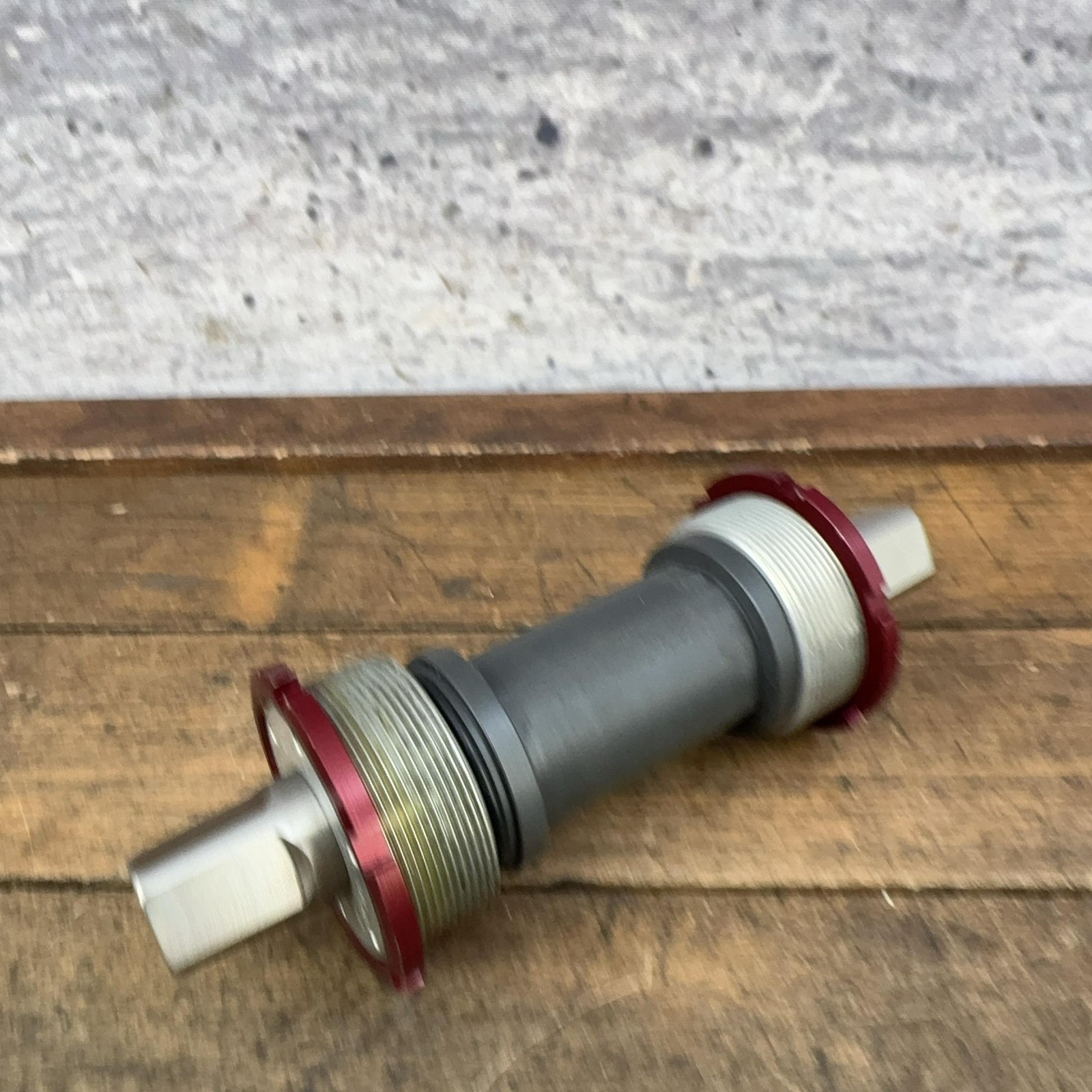 VIntage Syncros Bottom Bracket 70mm ITA 36×24 127mm Italian 90s Hammer