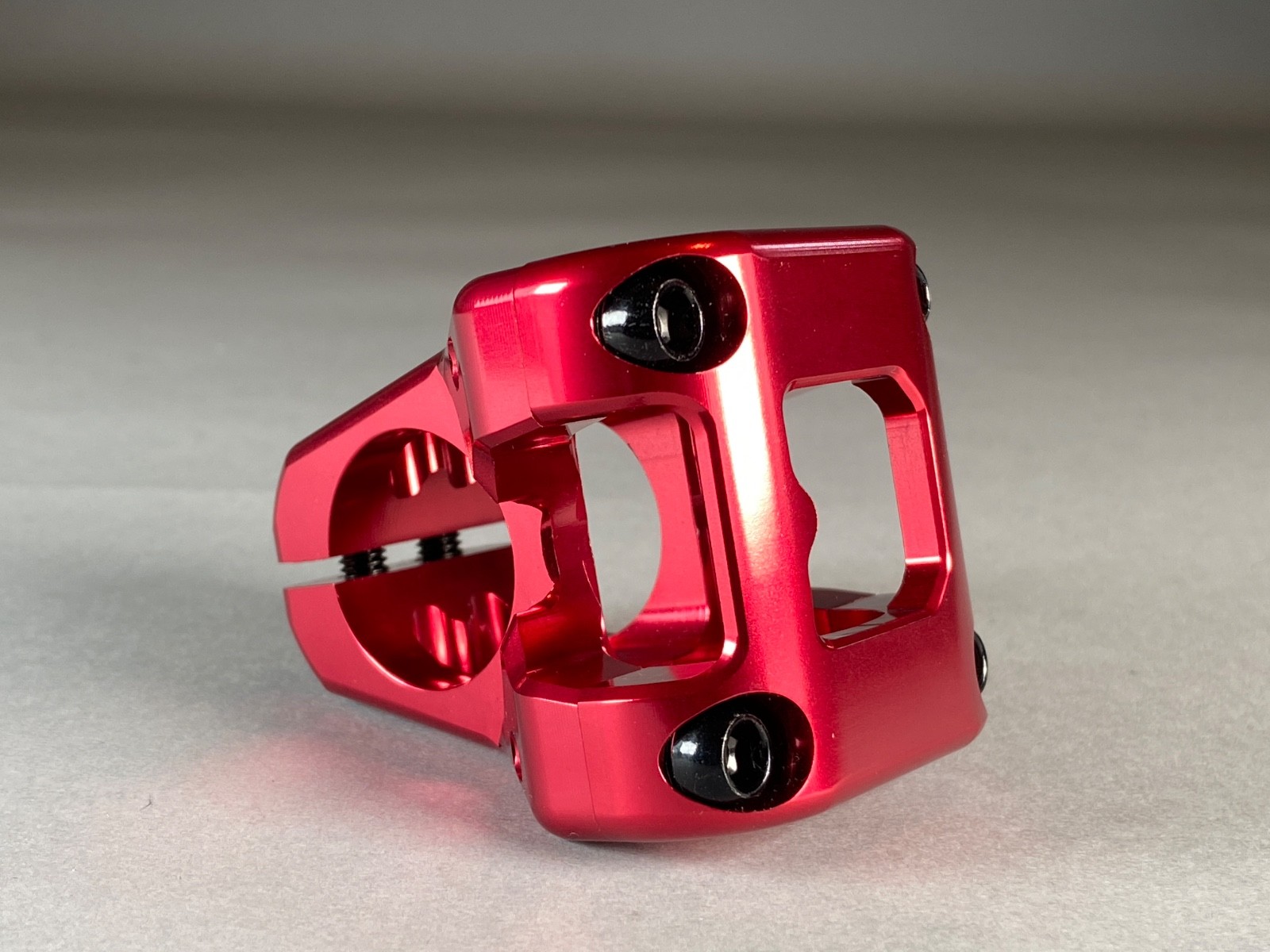 NEW Deity Cavity Stem, Red, 35mm Length x 31.8mm Mountain Bike STEM