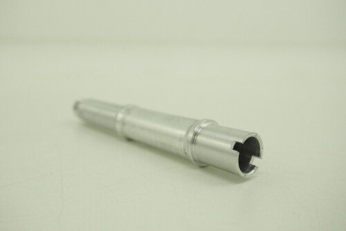 New! Stan’s NoTubes 3.30R/3.30Ti Road Rear Axle 12X142 Silver ZH0336