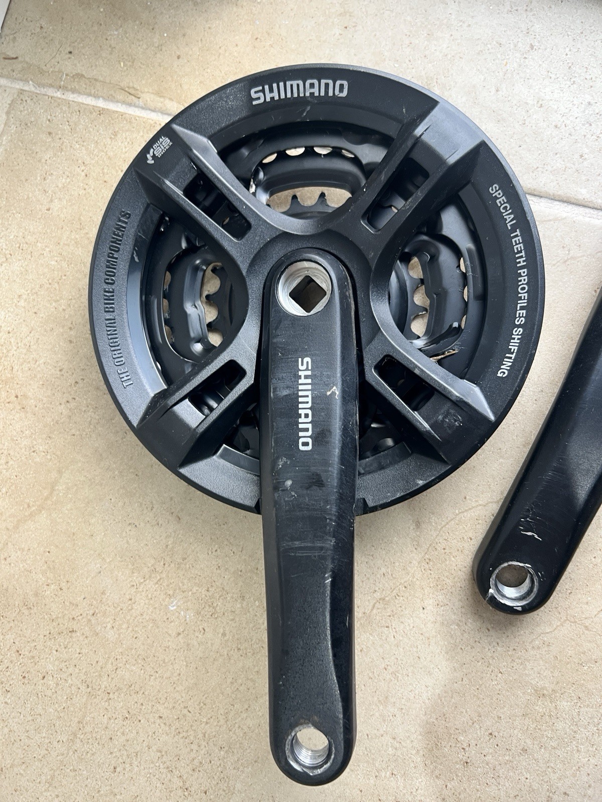 Shimano FC-M171 Crankset 6/7/8 Speed 24/34/42T MTB 170mm Arm Black