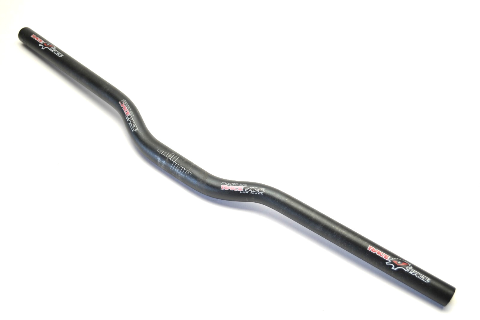 RACE FACE DEUS XC ALLOY BICYCLE 640 MM LOW RISE HANDLEBAR 5° SWEEP 25.4 MM CLAMP
