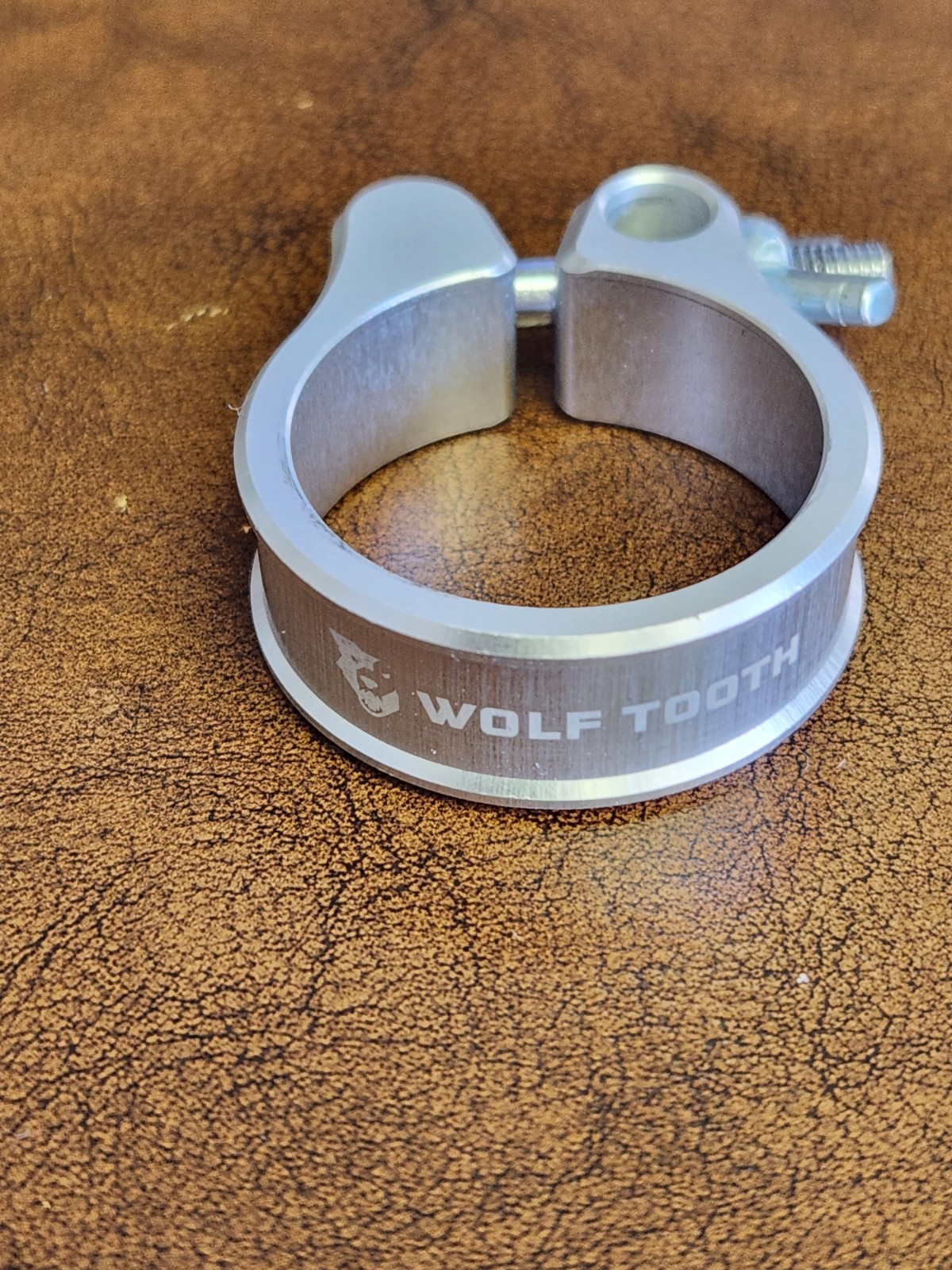 Wolf Tooth Seatpost Clamp – 34.9mm, Bolt-On, Raw Silver