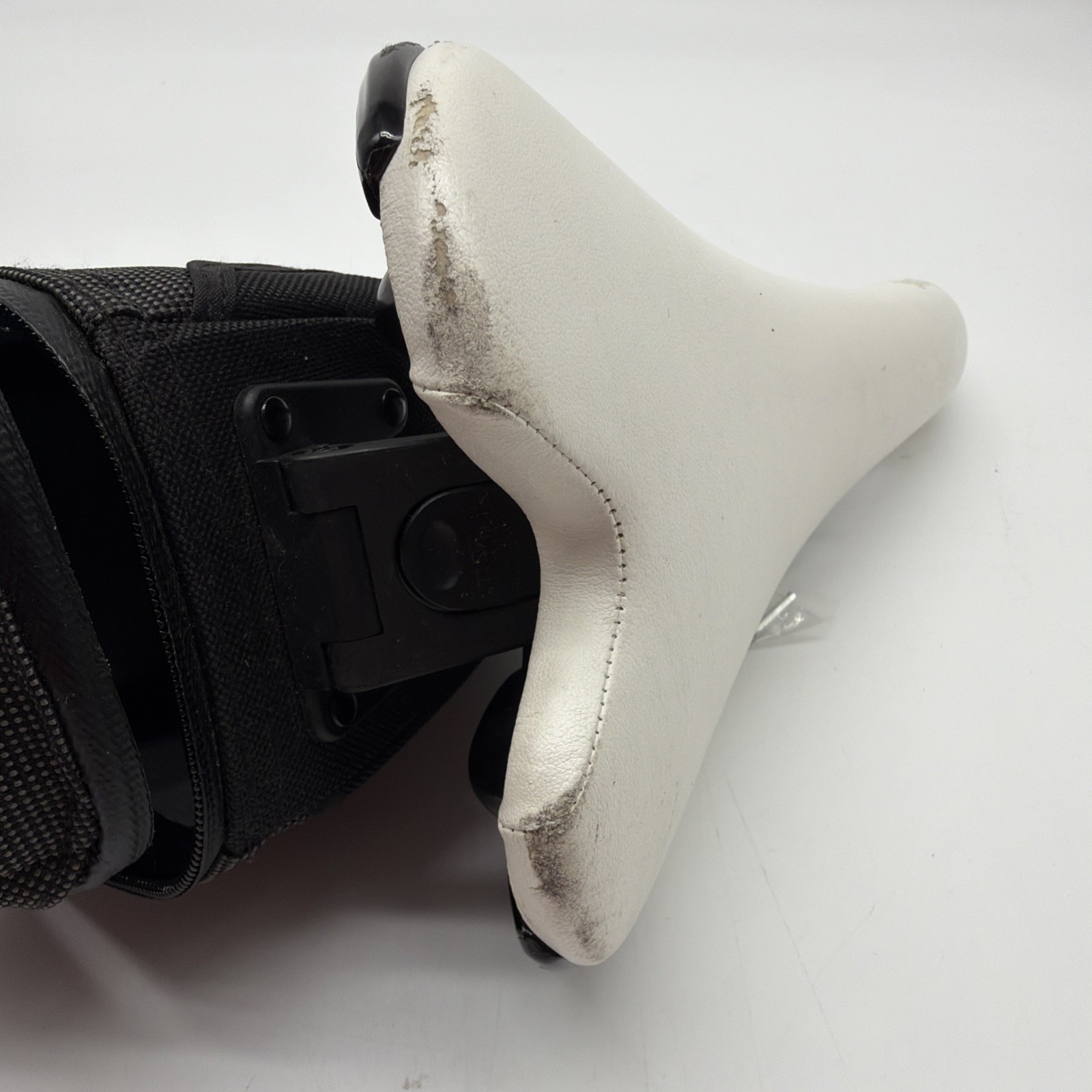 Used Fizik Twin Flex Aliante 8 Seat With Bag Used