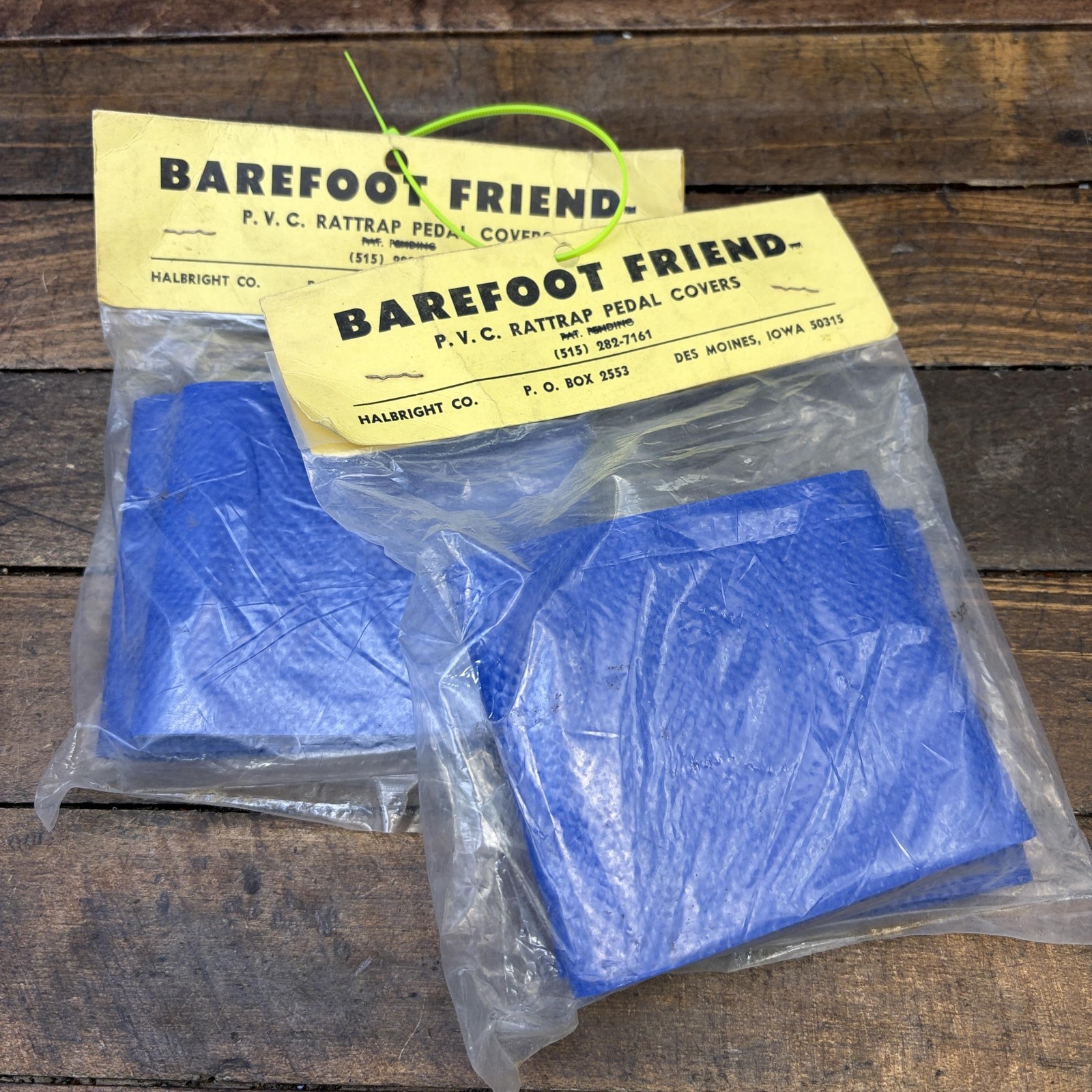 Vintage Barefoot Friend PVC Rattrap Pedal Covers NOS Blue 2 Pair 980959 Bicycle