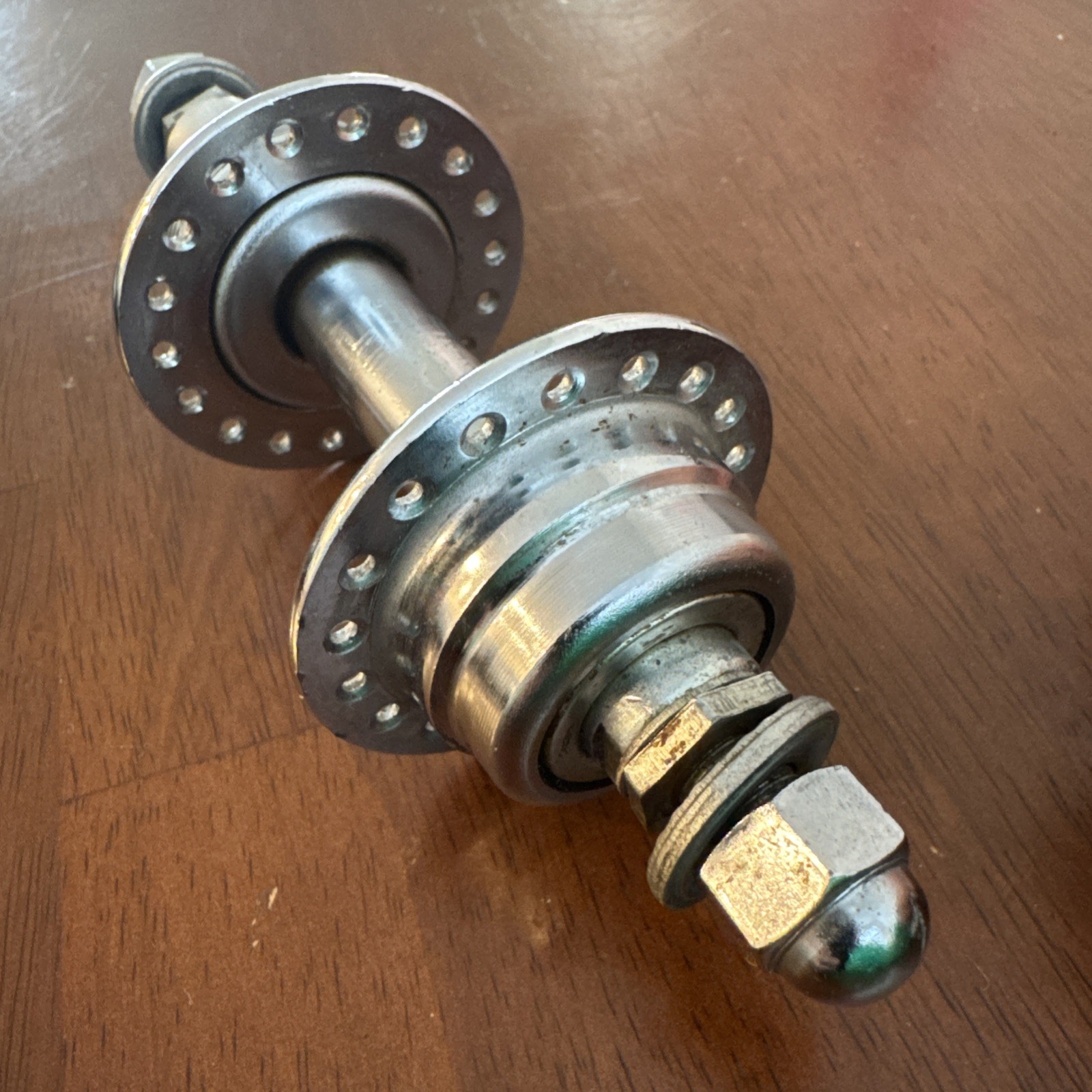 Vintage Sunshine Threaded Bolt On Rear Hub 36 Hole 126mm Freewheel