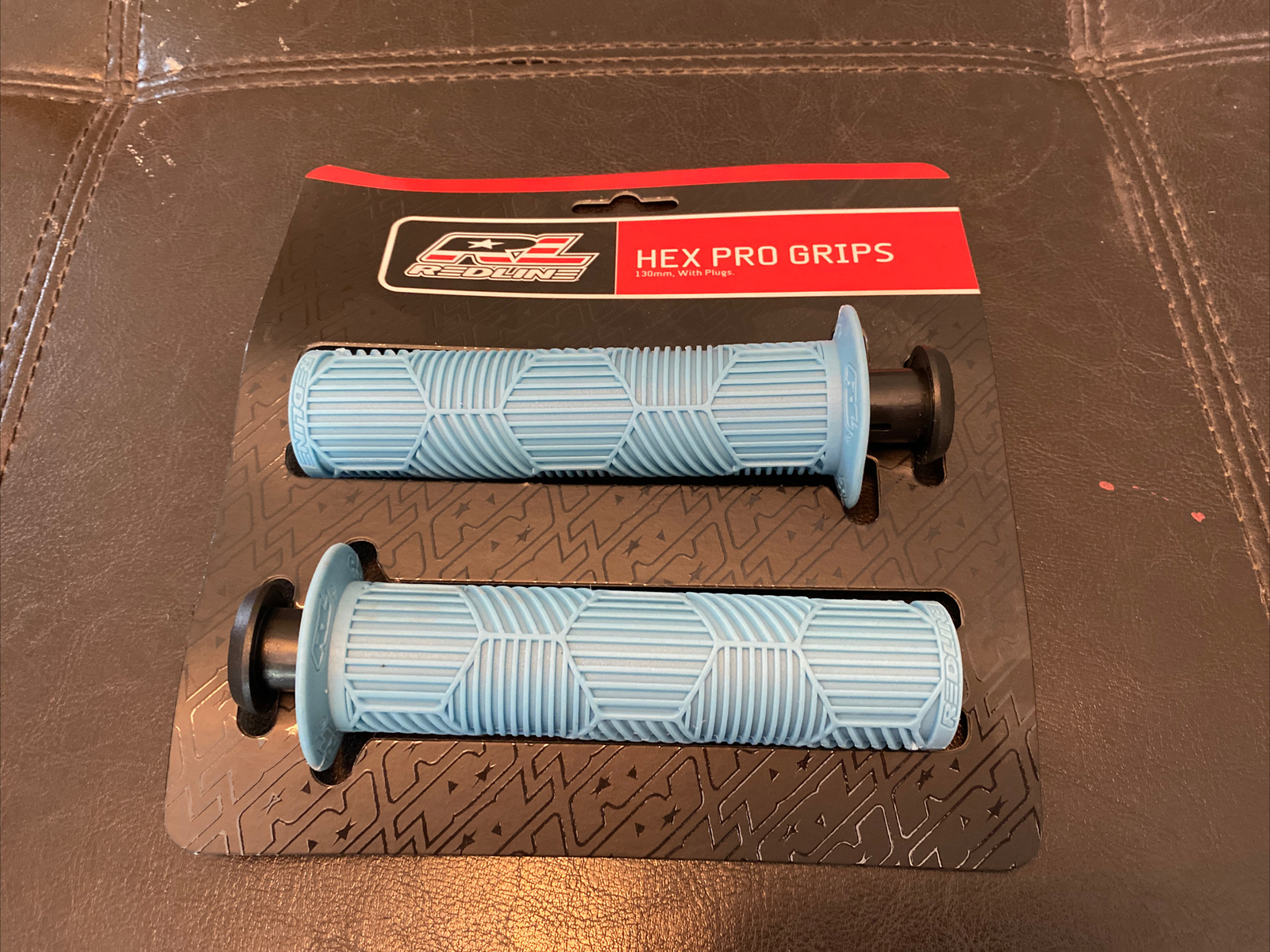 Redline Hex Pro 130mm BMX Grips with Plugs, Light Blue