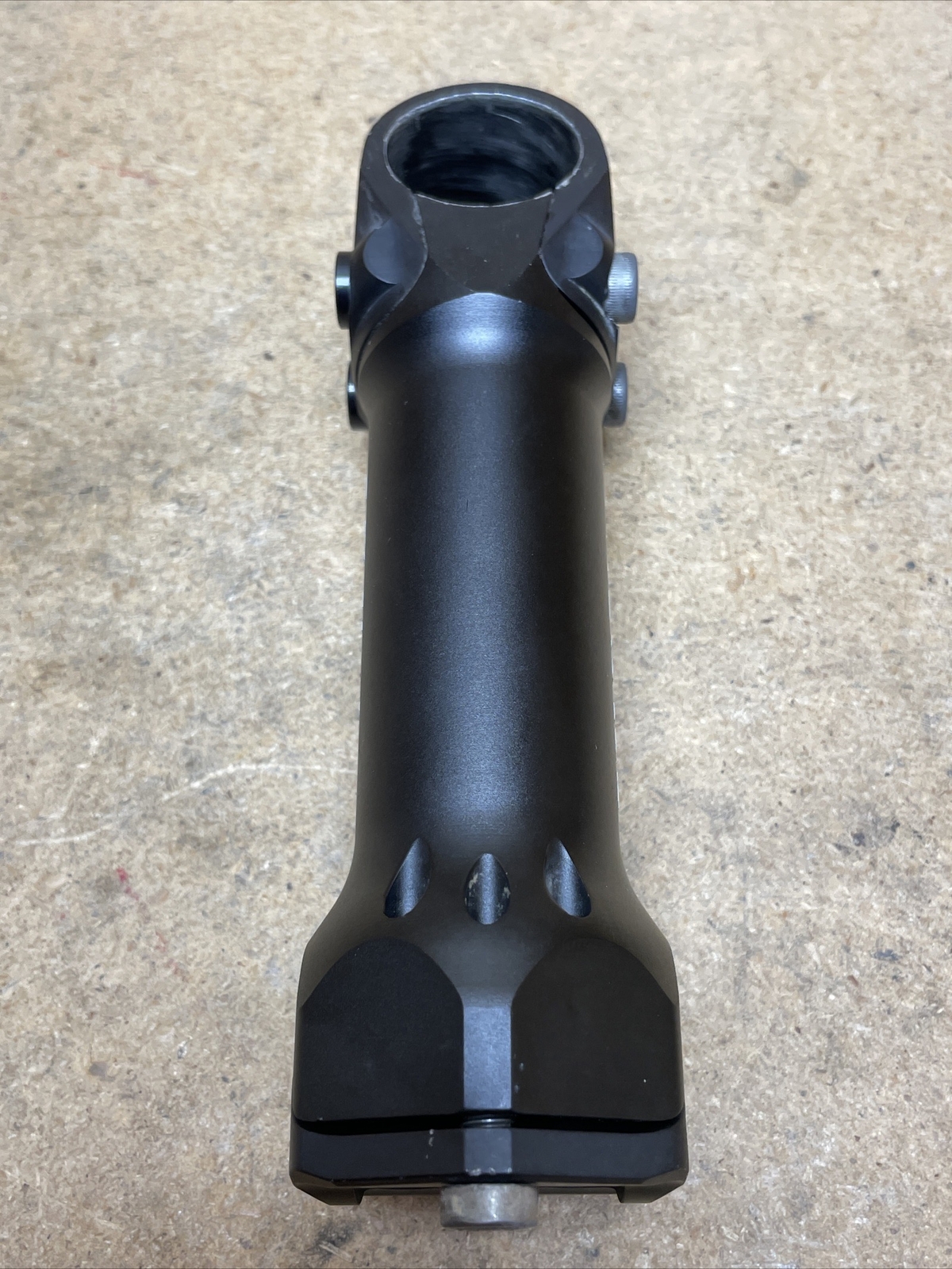 Race Face System ATB Stem 25.4mm Clamp, 125mm Length, 12° Rise, 1-1/8″ Steer