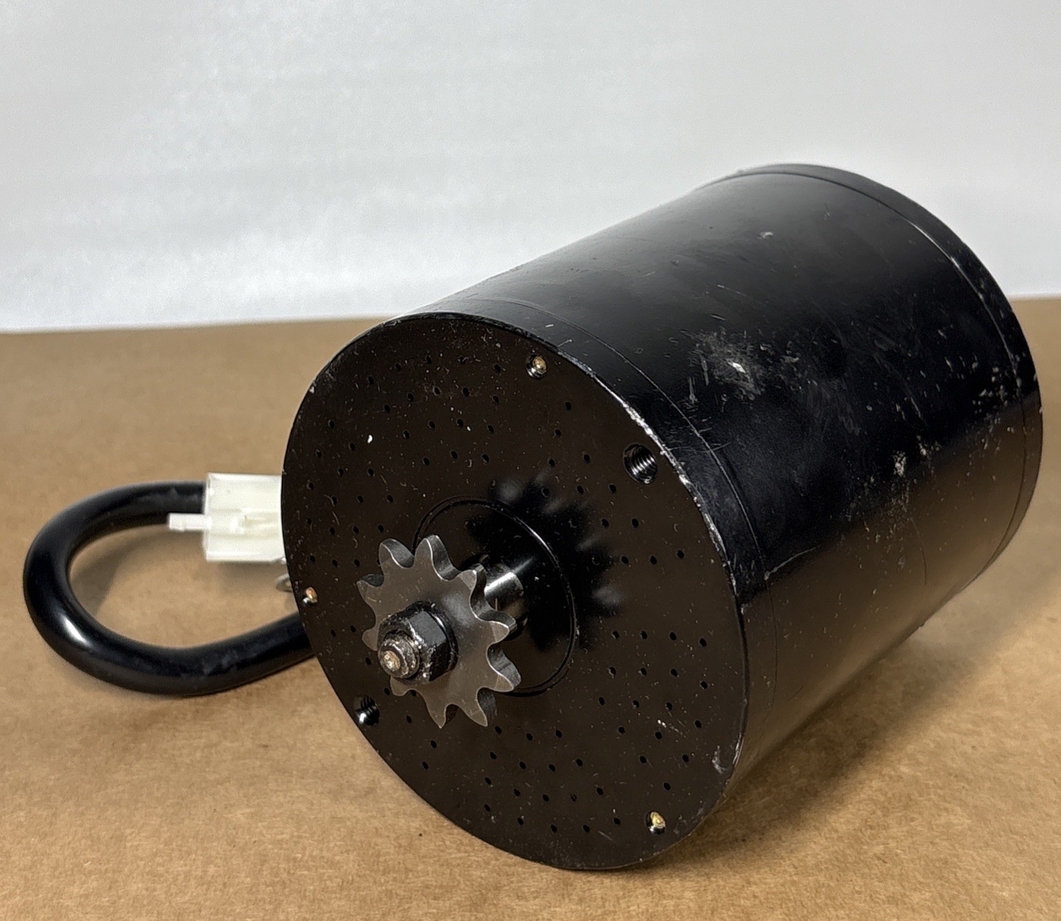 Burromax TT1600R 52V 1600W Brushless Motor Rated RPM 4200