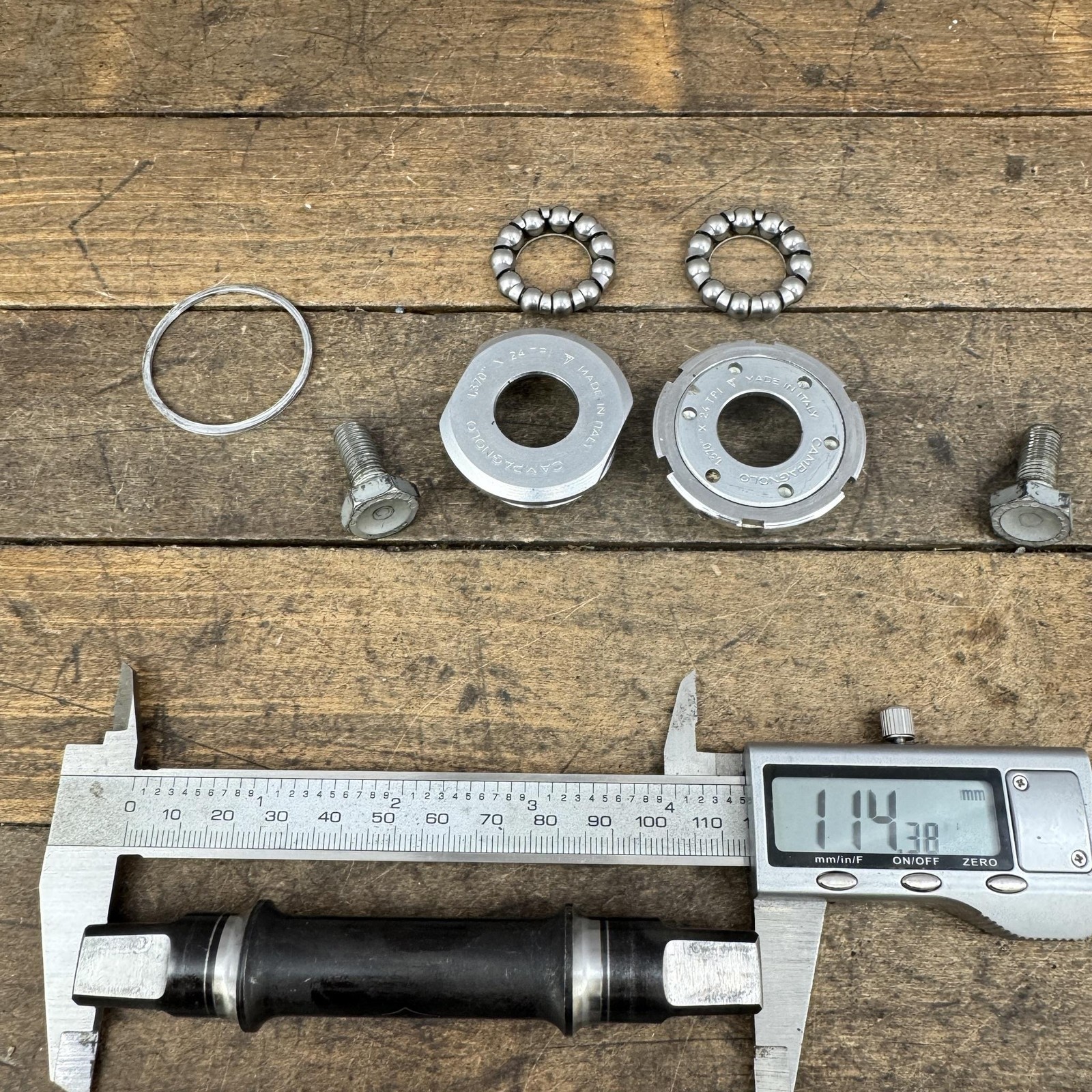 Vintage Campagnolo 68-SS Bottom Bracket 68mm 114mm 1.370×24 BSA ISO Road