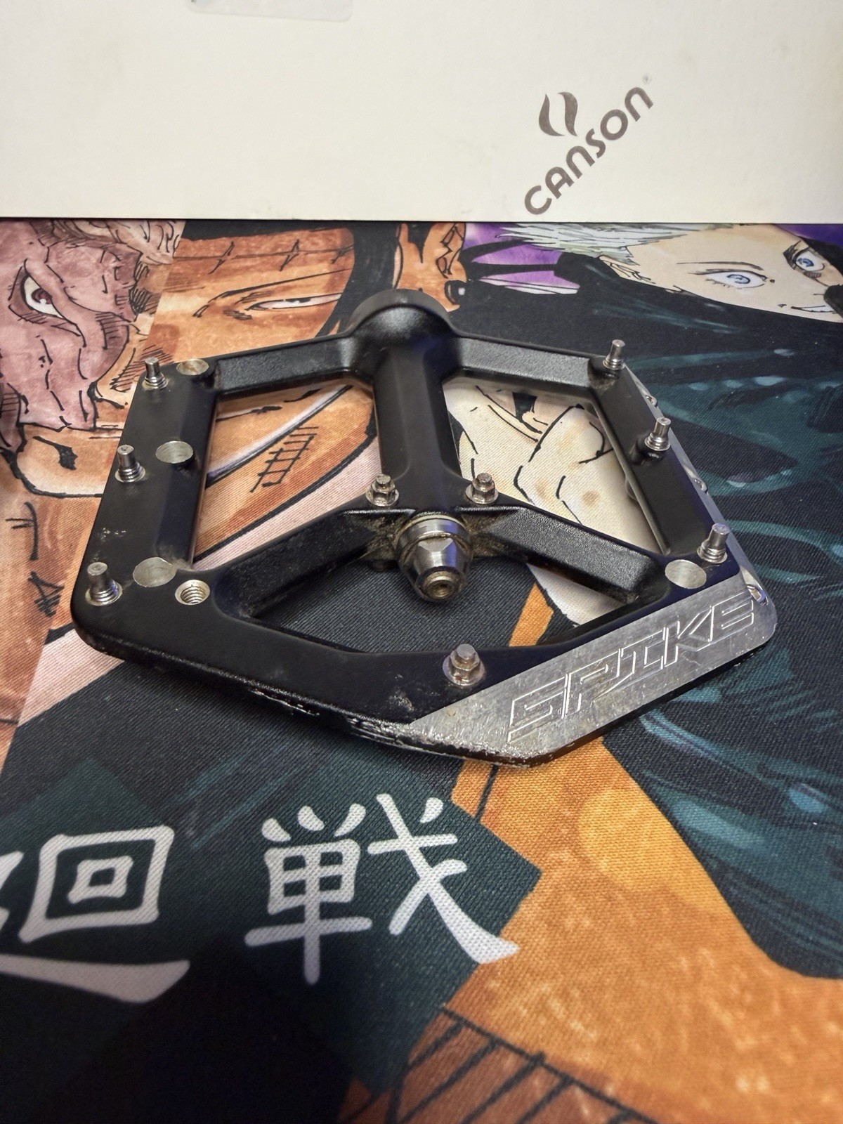 Spank Flat Platform Bike Pedals Pair Black/Silver 9/16in Sealed Bearings