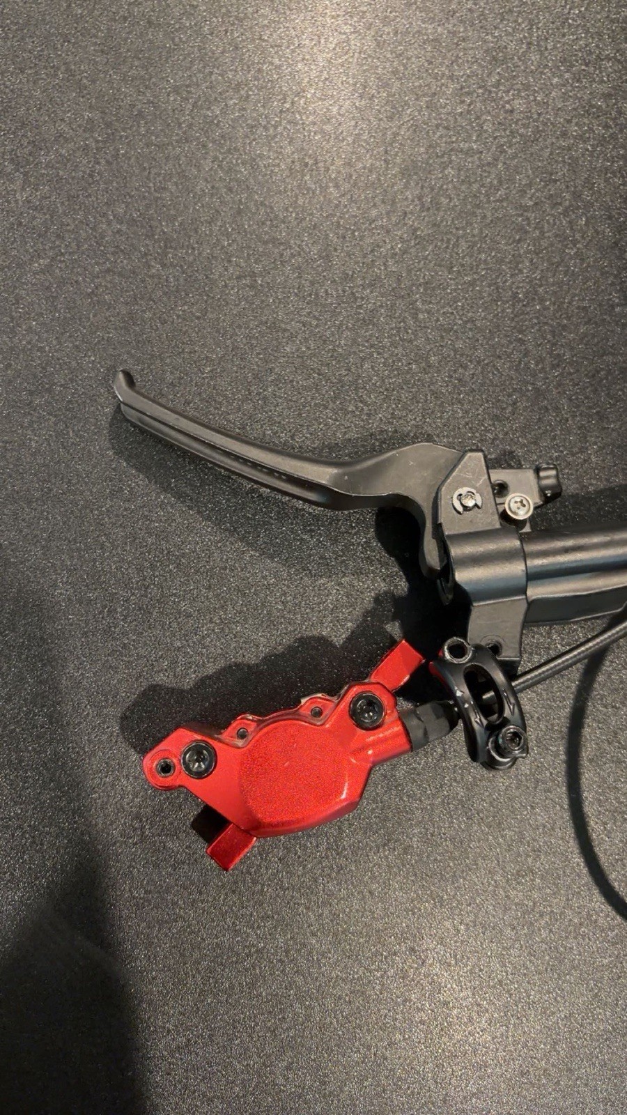 KTET XD-KL.BS Hydraulic Disc FrontBrake Lever 2-Finger Flat Bar 22.2mm Black/Red