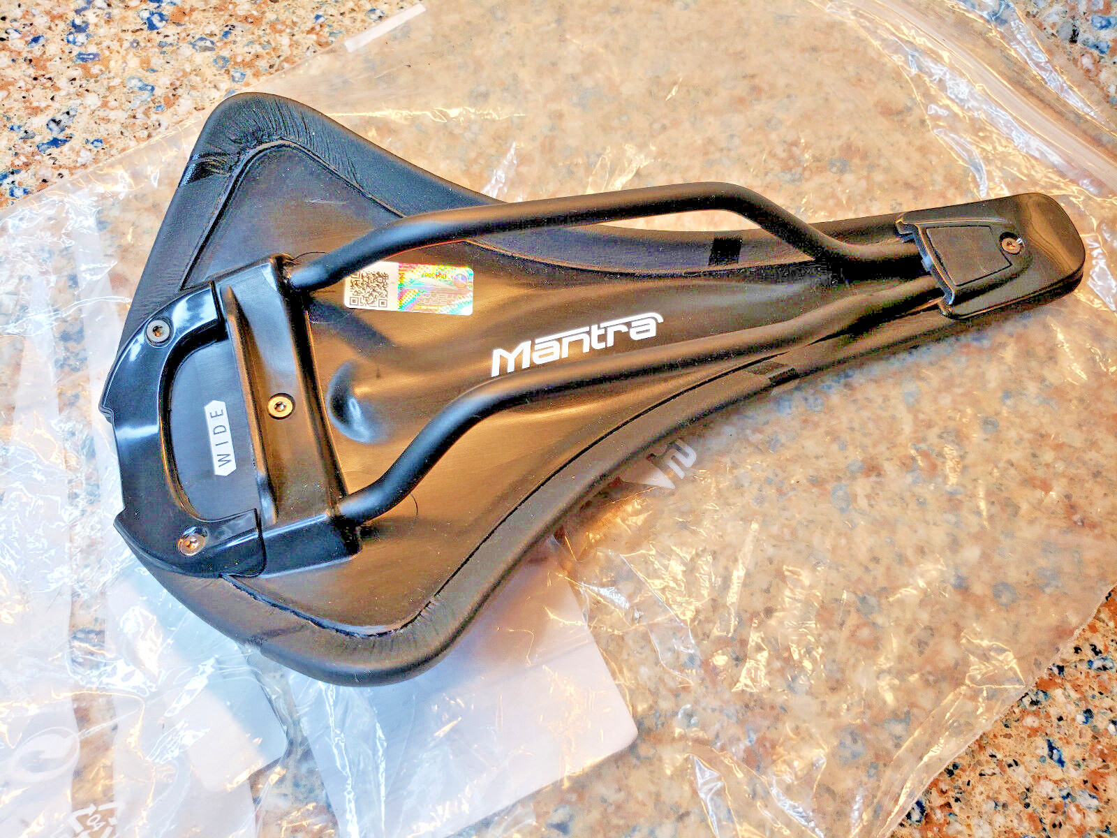 NEW Selle San Marco Mantra Dynamic Saddle Full Fit WIDE Manganese RACING Road