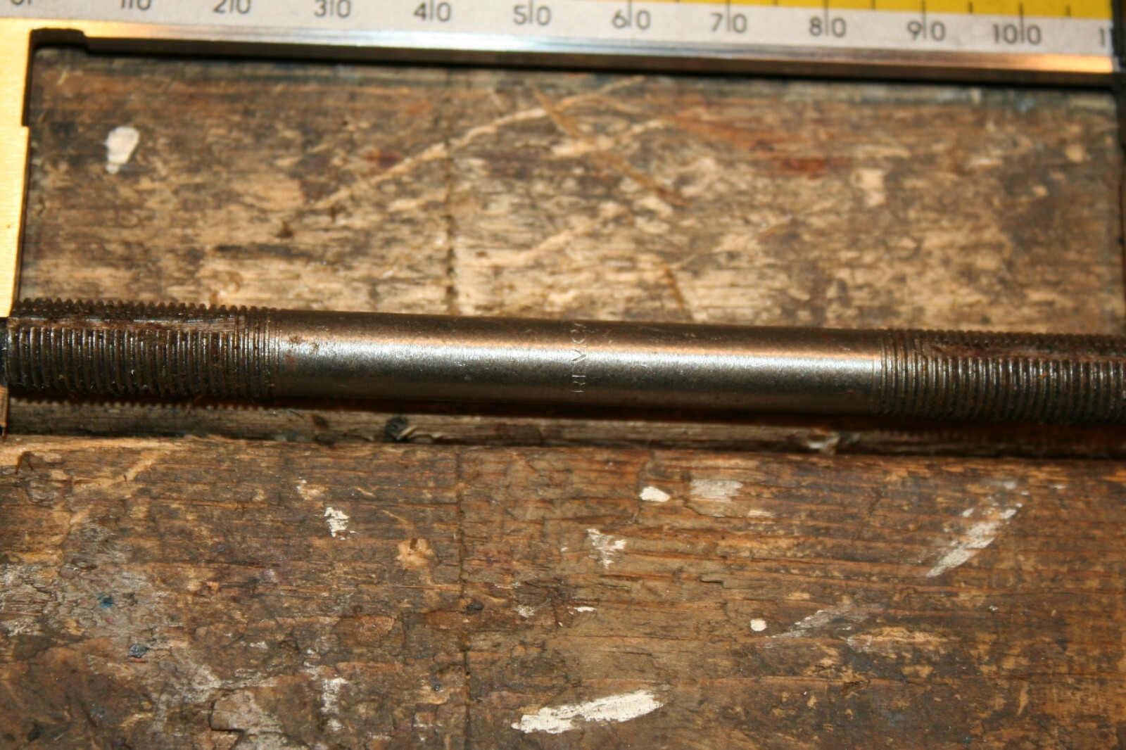 NOS Campagnolo Campy Front Axle 9.5 x 26 109 mm bicycle bike part hub parts