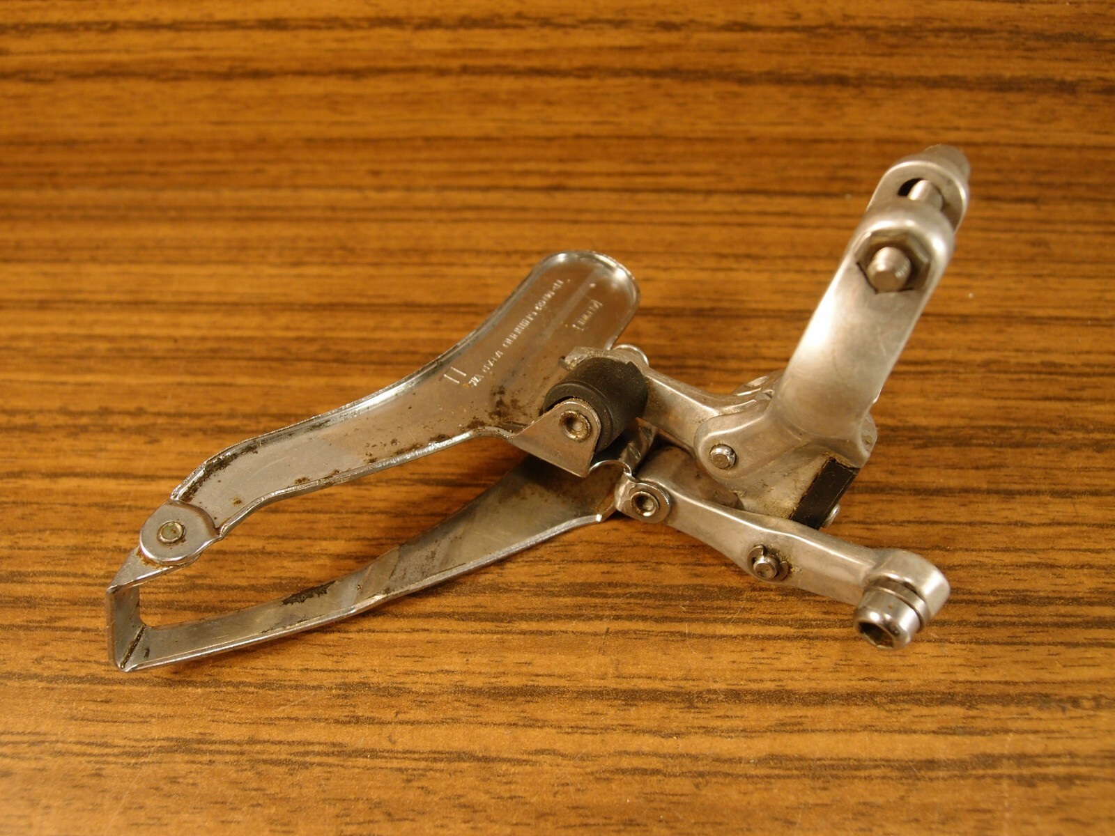 1987 MTB front derailleur Shimano Deore Alpine FD-MT60 VIA Japan bottom 28.6 mm