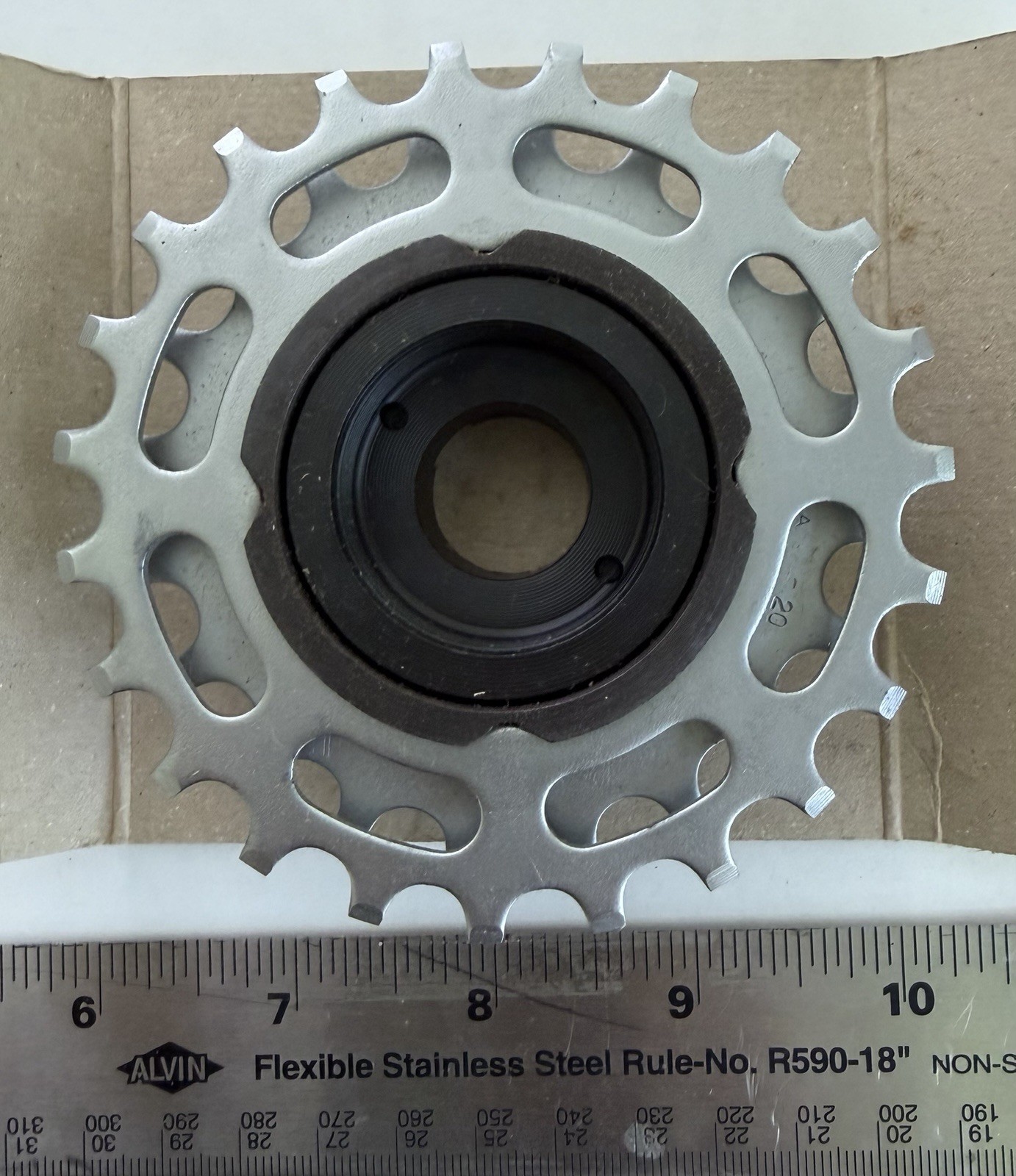 NOS Suntour New Winner Multiple Freewheel NW-5000 NWN