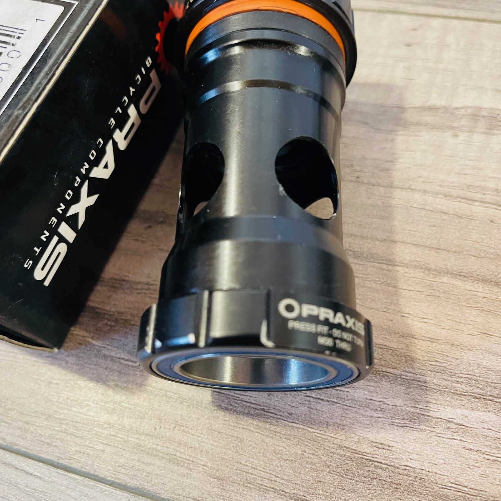 Praxis Works M30 Conversion Bottom Bracket 73mm BB30/PF30 73-4101