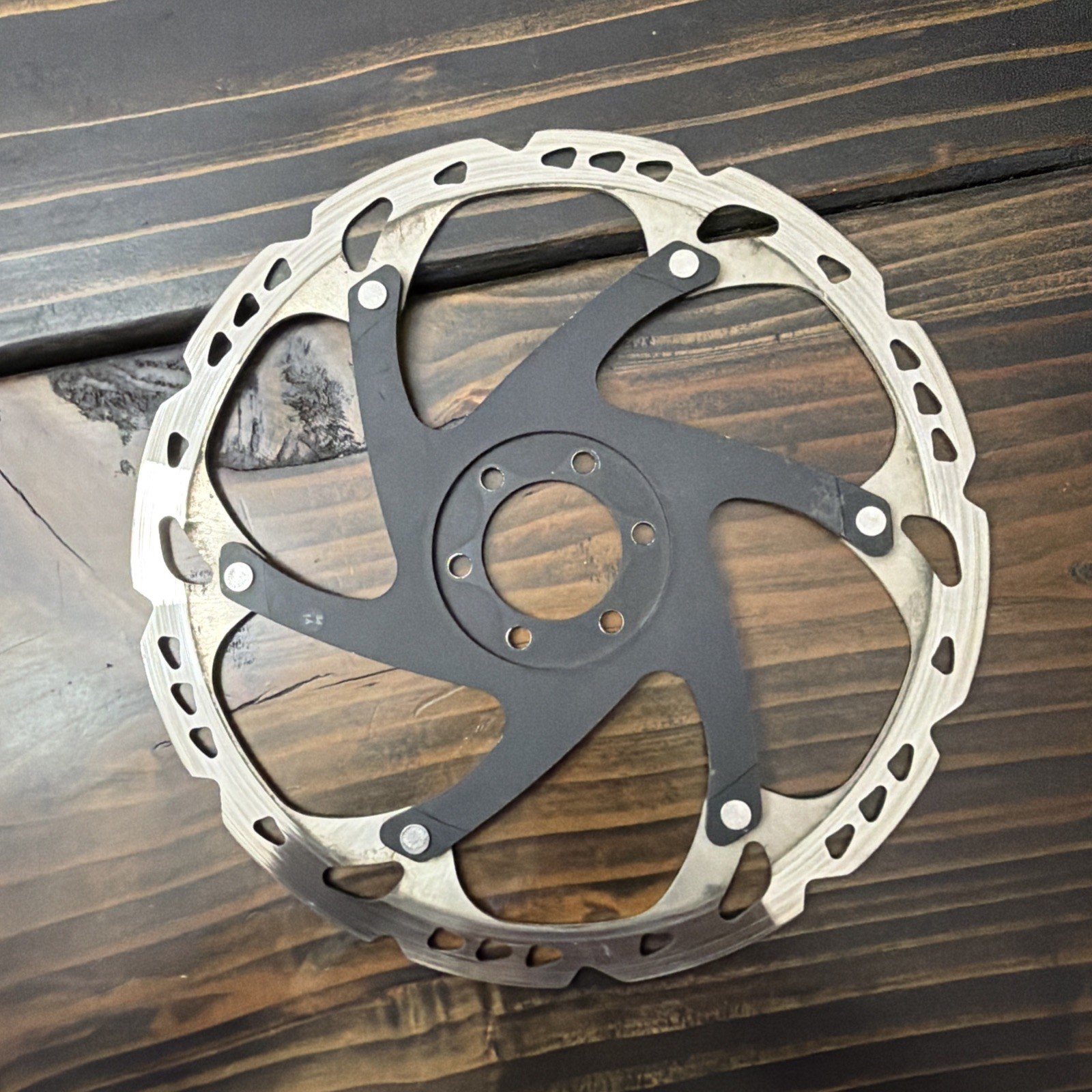 Shimano SM-RT86-L Ice Technologies Rotor – Deore XT – 203mm, 6 bolt – Lightly Us