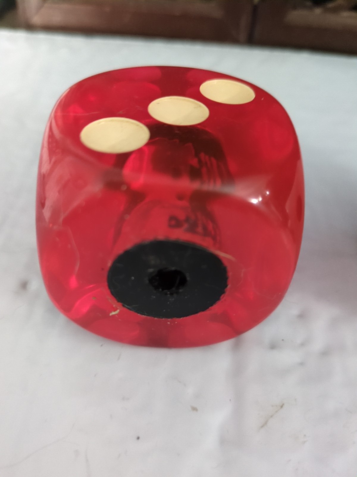 Dice Shape Shifter Head 1-3/4″ Square Gear Shifting Lever Knob Black White & Red