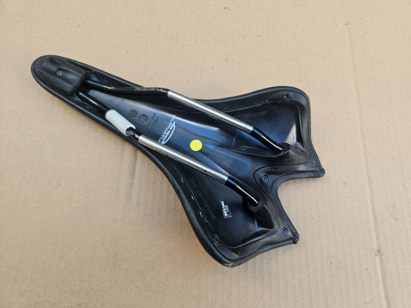 Bontrager Race Lite RL Inform Road Bike Saddle Black Hollow SS Rails