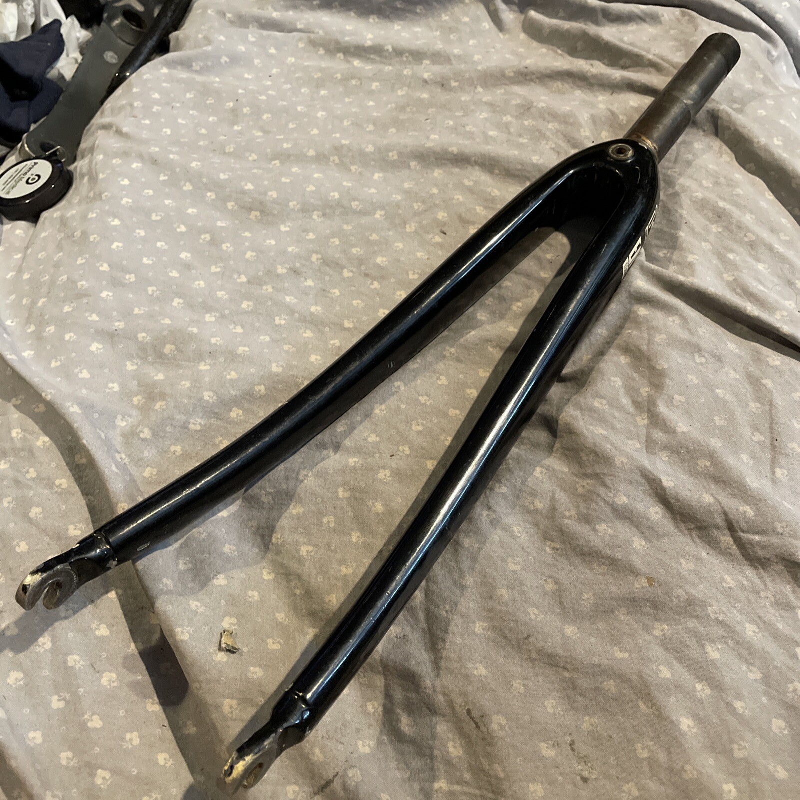 kestrel EMS carbon fiber fork 1” threaded